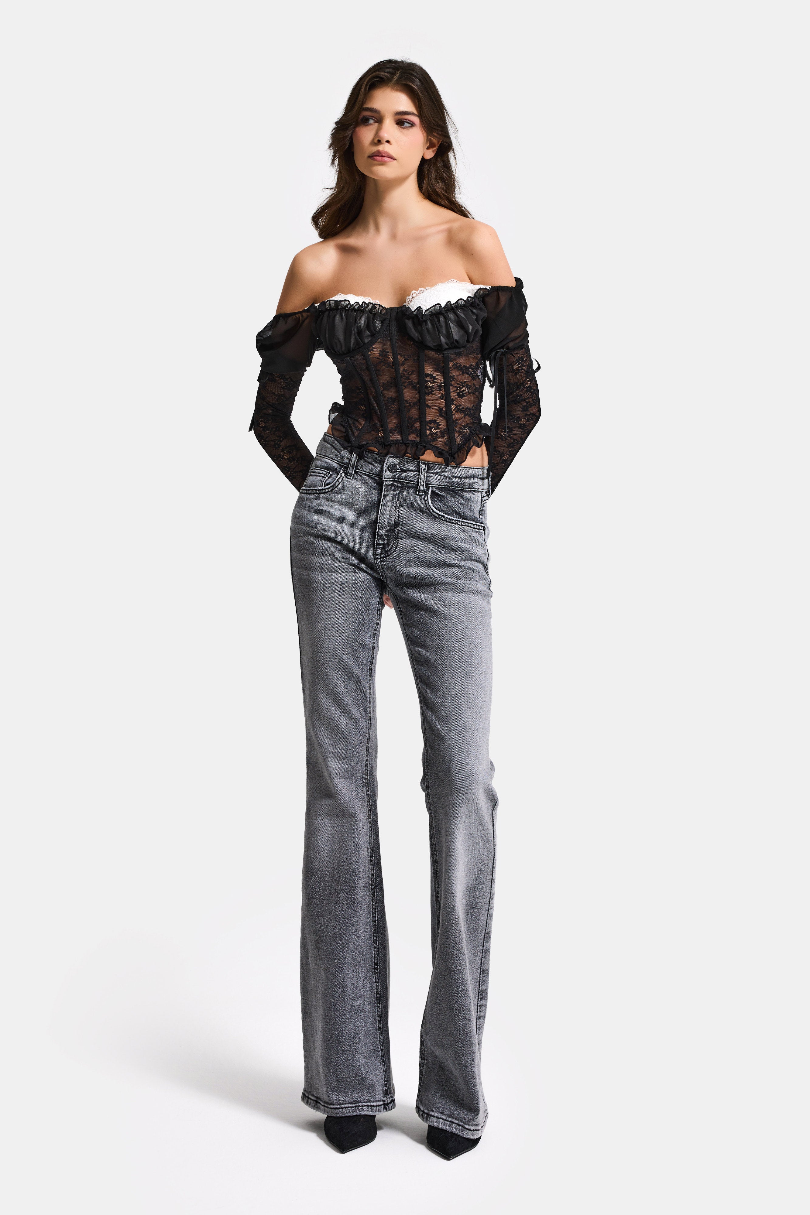 Kadın Siyah Balenli Omuz Detaylı Dantelli Beyaz Pedli Özel Tasarım Büstiyer