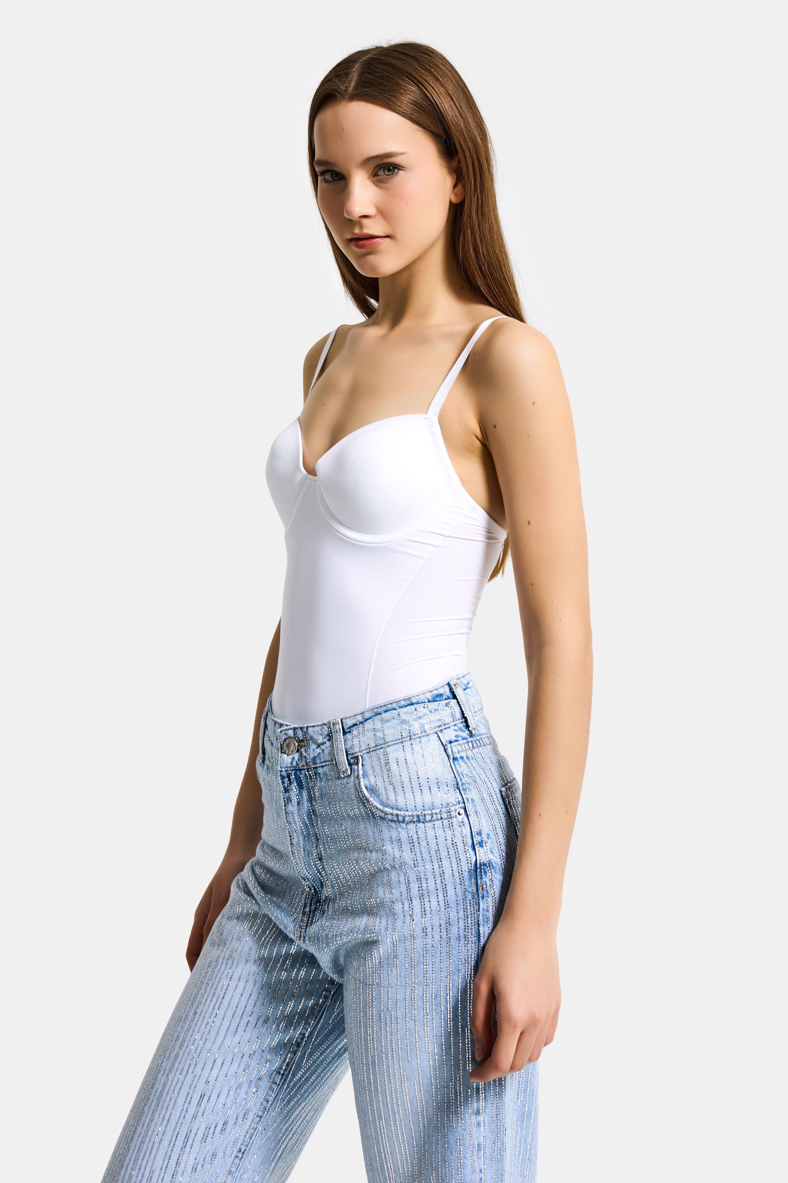 Kadın Beyaz w5 Çıtçıtlı Toparlayıcı Dantel Detaylı Destekli Cup Tasarım Askılı Body