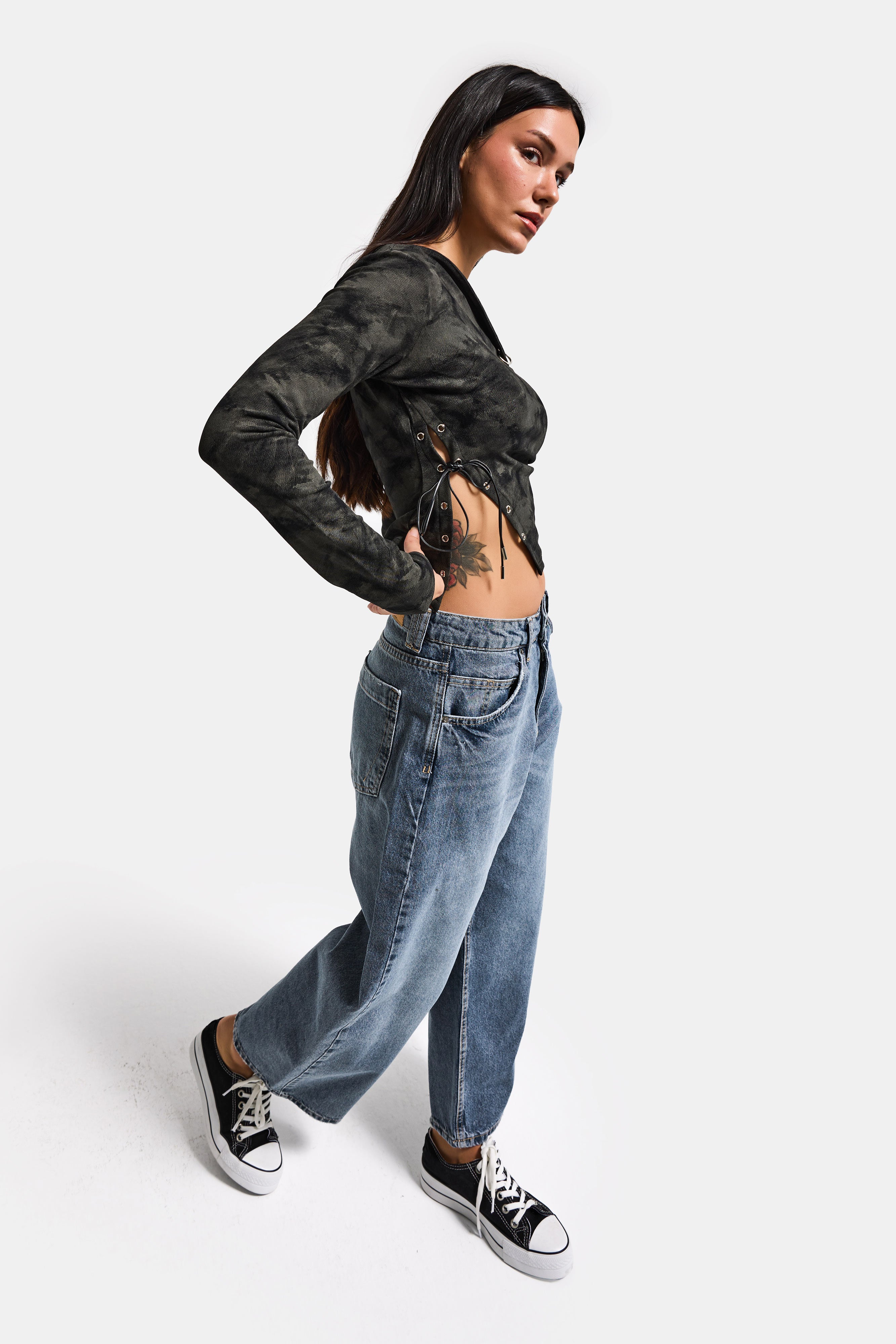 Kadın Siyah w5 Asimetrik Kesim Tek Omuz Açık Özel Tasarım Crop Top