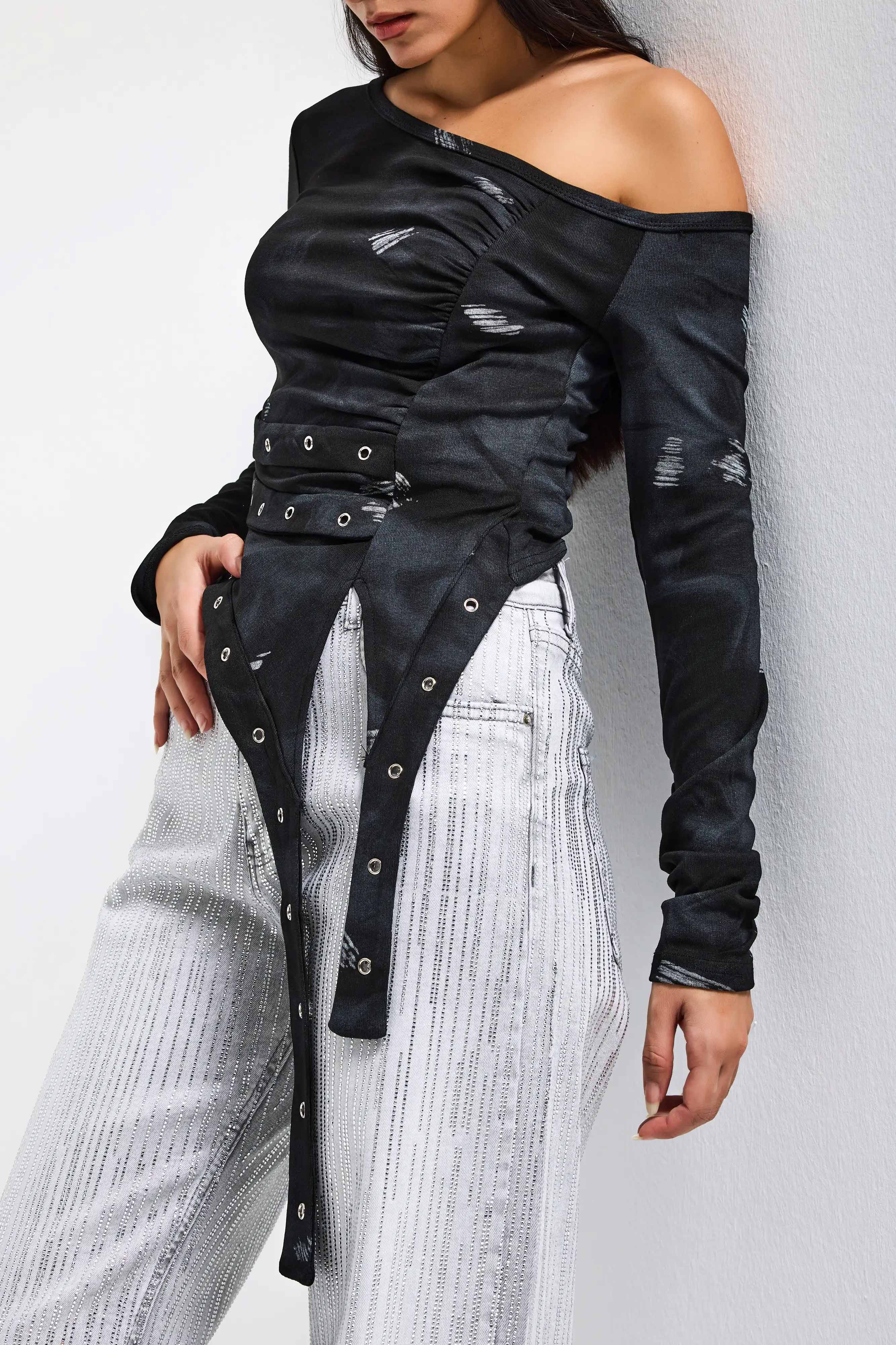 Kadın Siyah w5 Omzu Açık Parça Detaylı Özel Tasarım Bluz