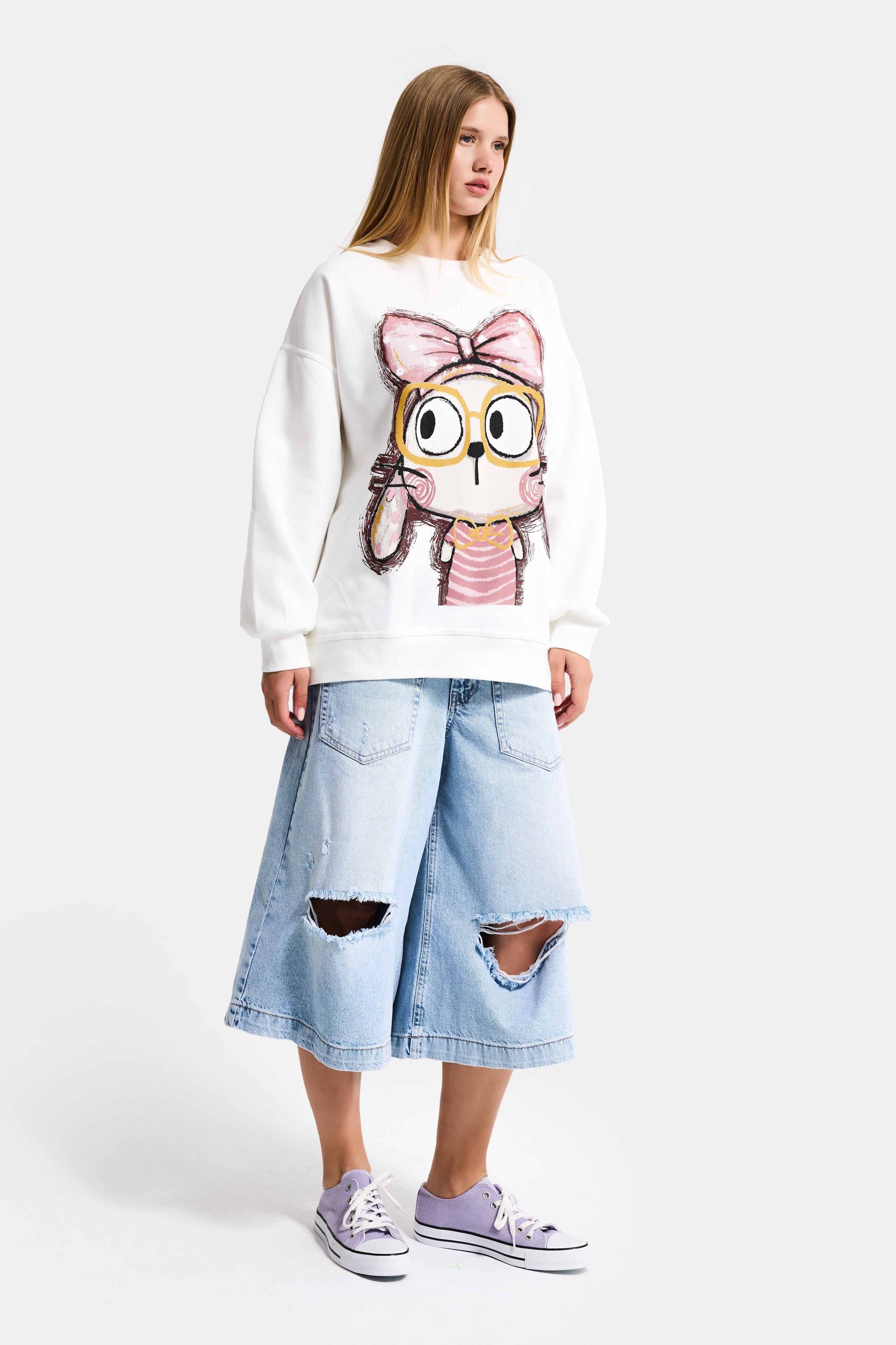 Women's White W5 Oversized Printed 100% Cotton Organic Fabric Sweatshirt