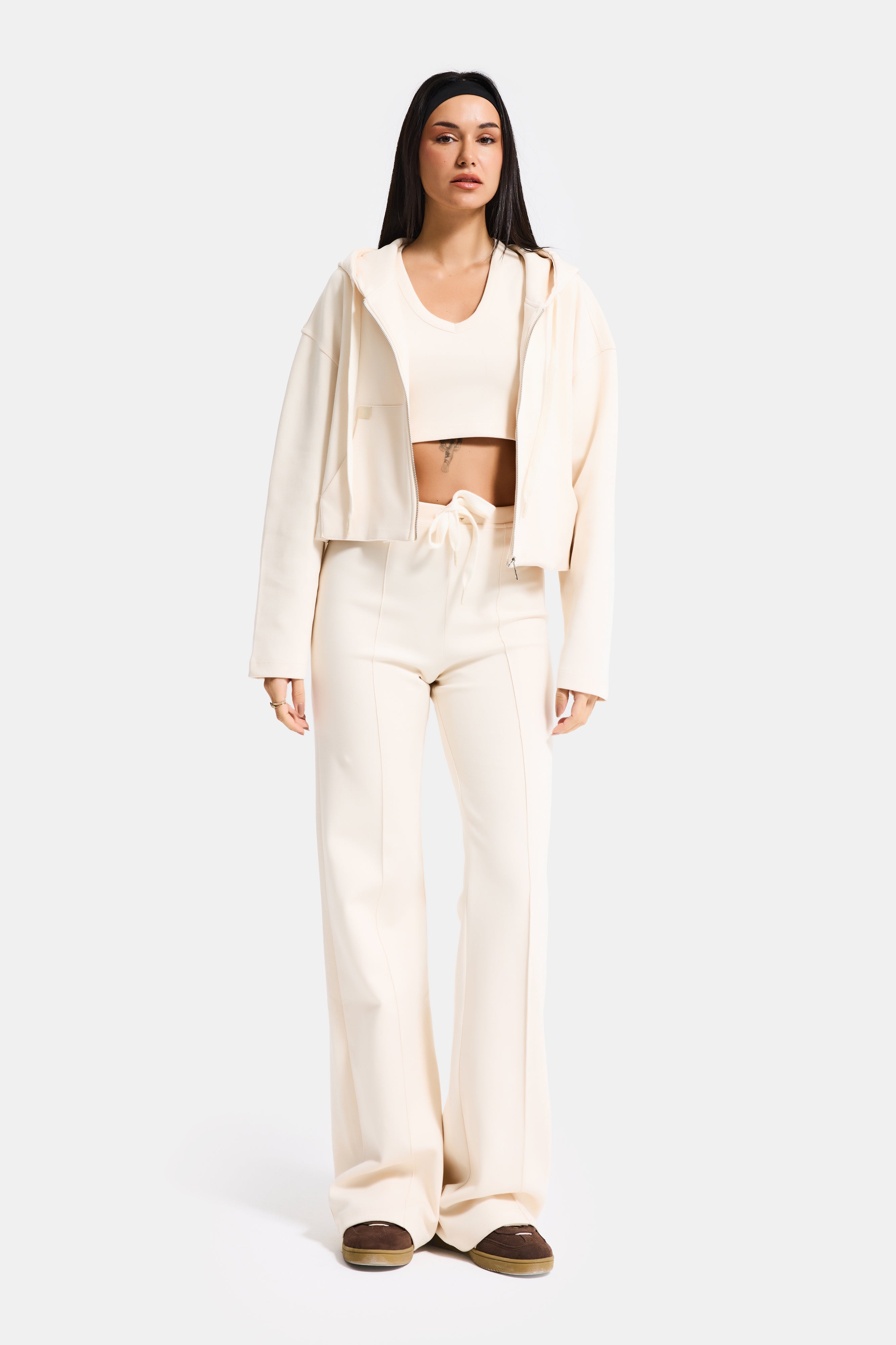 Kadın Bej Renk s6-105 Örme Kumaş Flare Eşofman Büstiyer ve Fermuarlı Sweatshirt 3'lü Kombin Takım