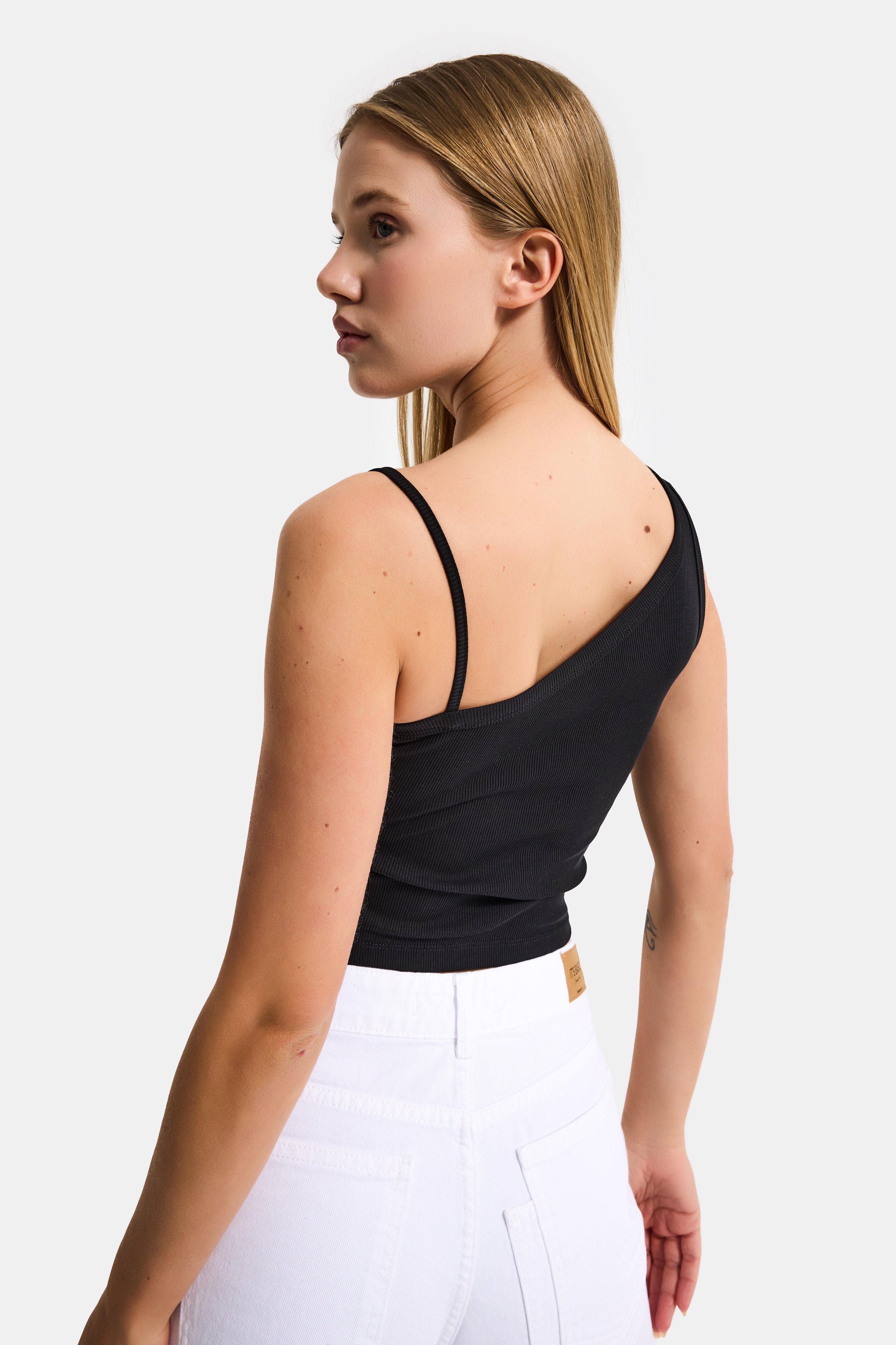 Kadın Siyah w5 Drop Detaylı Tek Kol Askılı Özel Elastan Kumaş Body