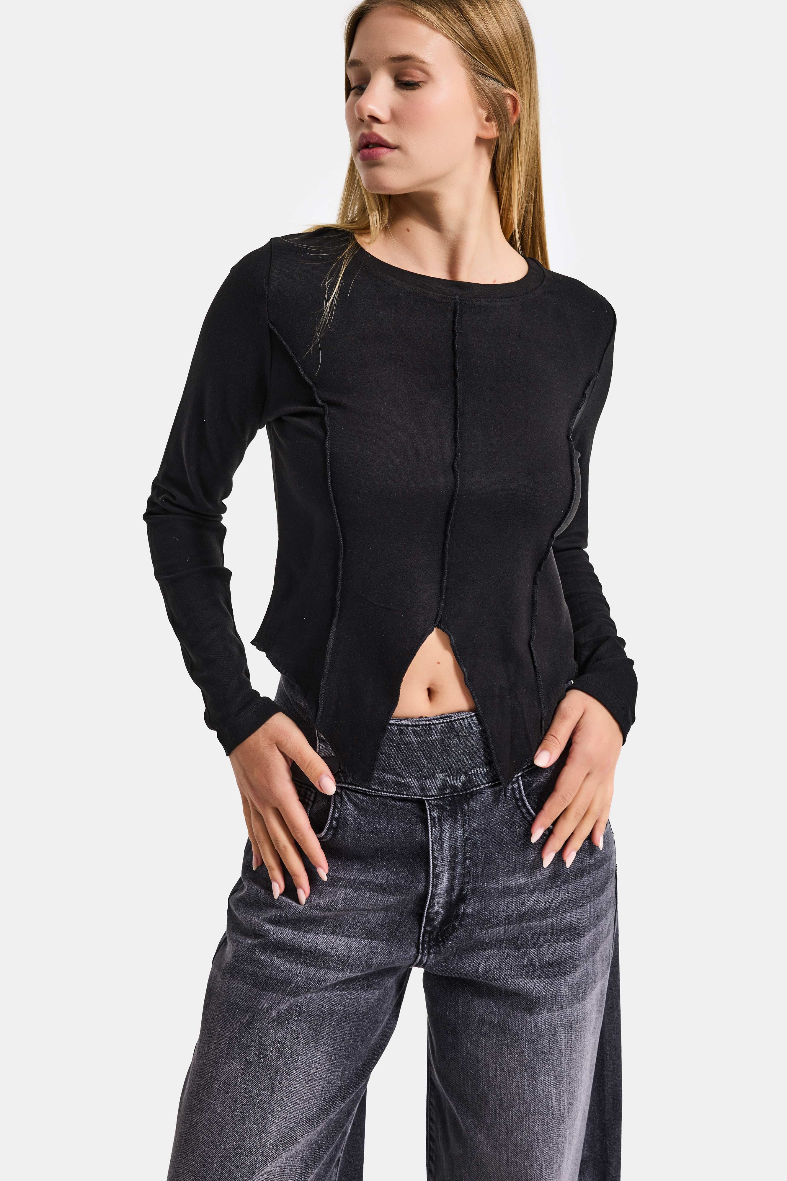 Kadın Siyah Renk w5 Asimetrik Kesim Crop Fit Tasarım Body