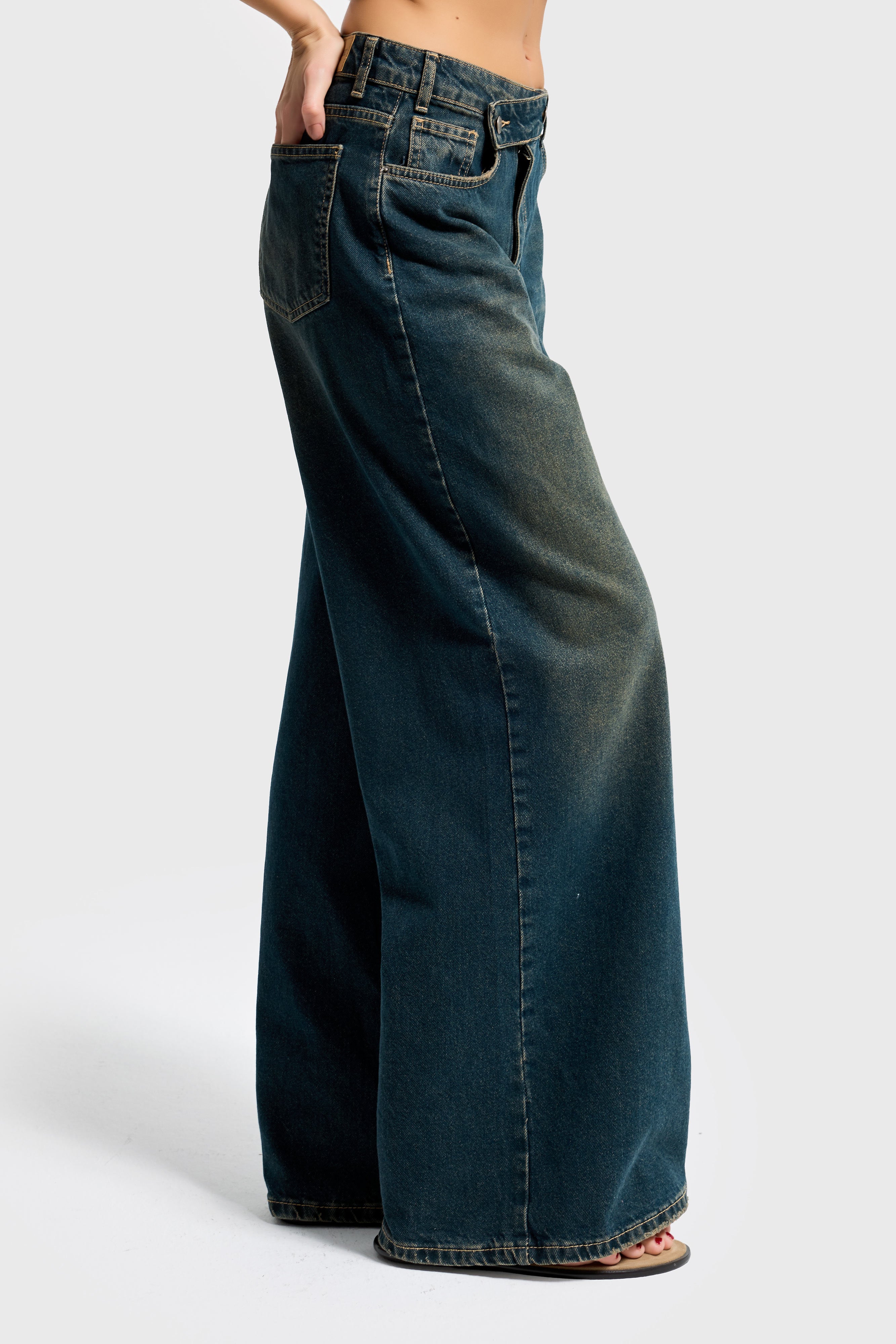 Kadın Koyu Tint Renk Mega Baggy Fit Bol Kesim Denim