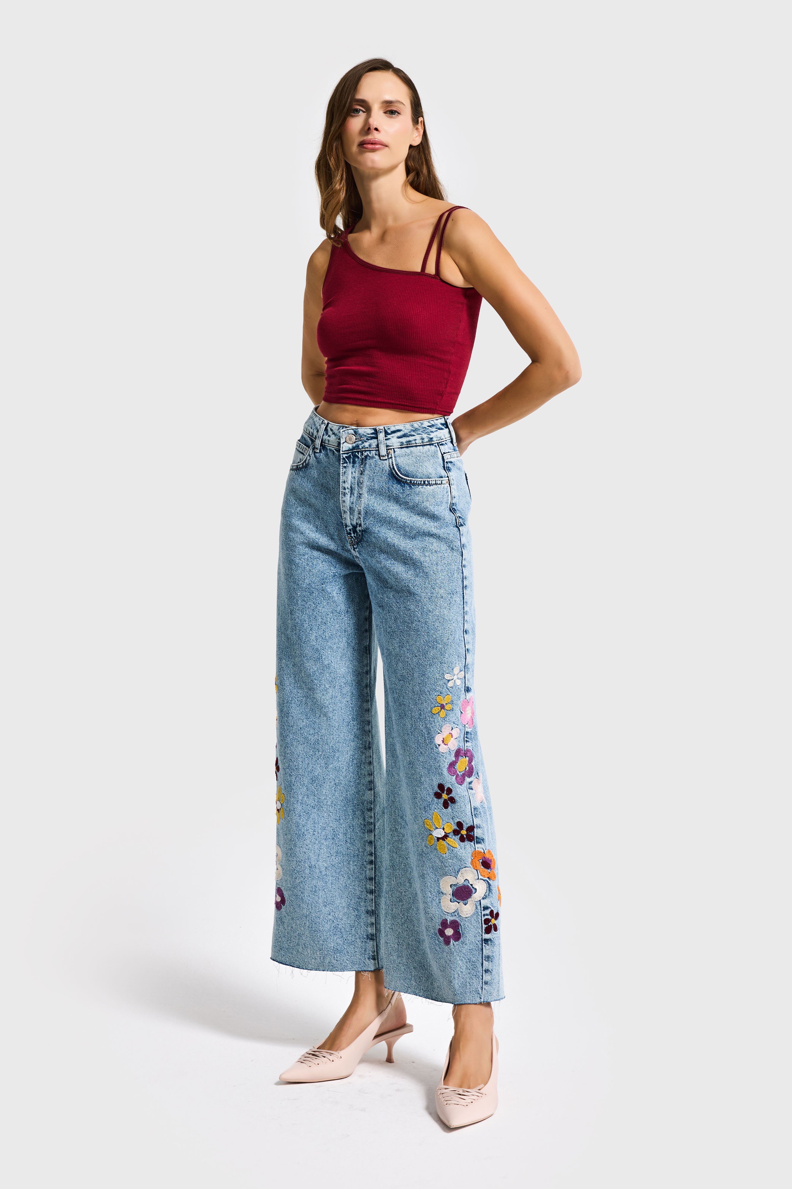 Women Snow Jeans Color Floral Embroidered Culotte Fit Design Denim