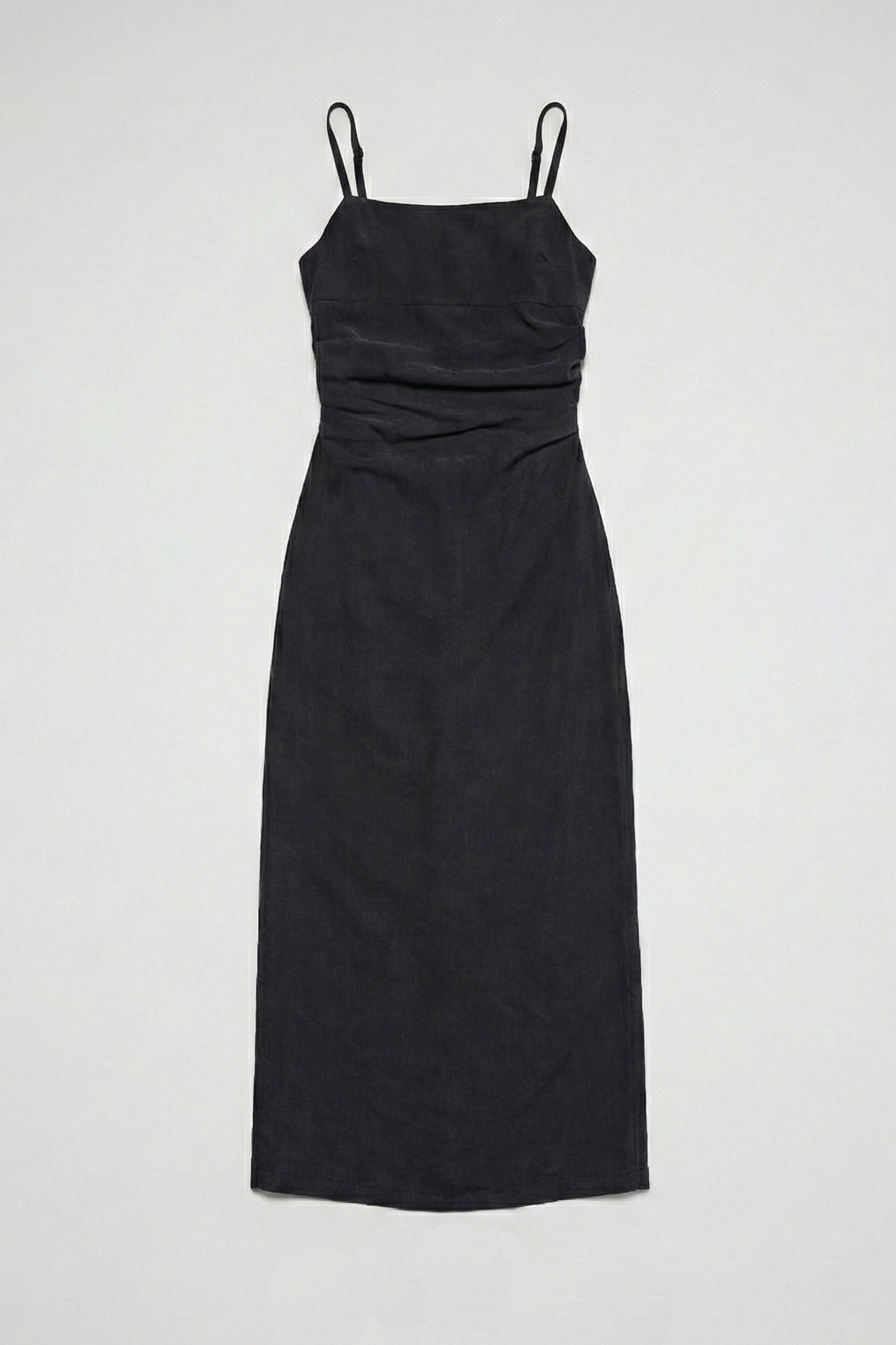 Kadın Siyah Renk s6-1 Maxi Boy Askılı Yırtmaçlı Özel Kumaş Elbise