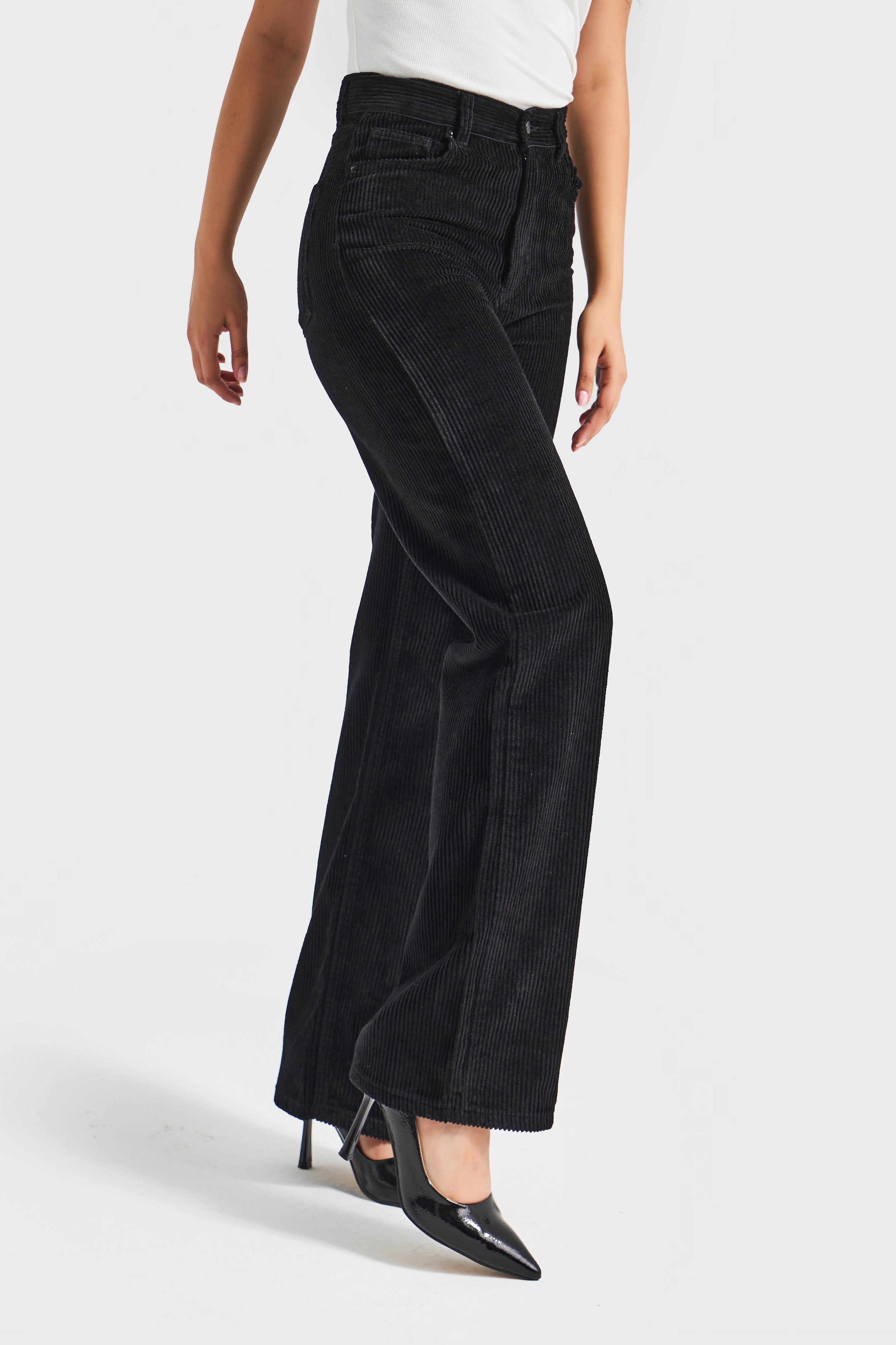 Kadın Siyah Doris 26w41 Renk Straight Fit Kalın Fitilli Kadife Pantolon