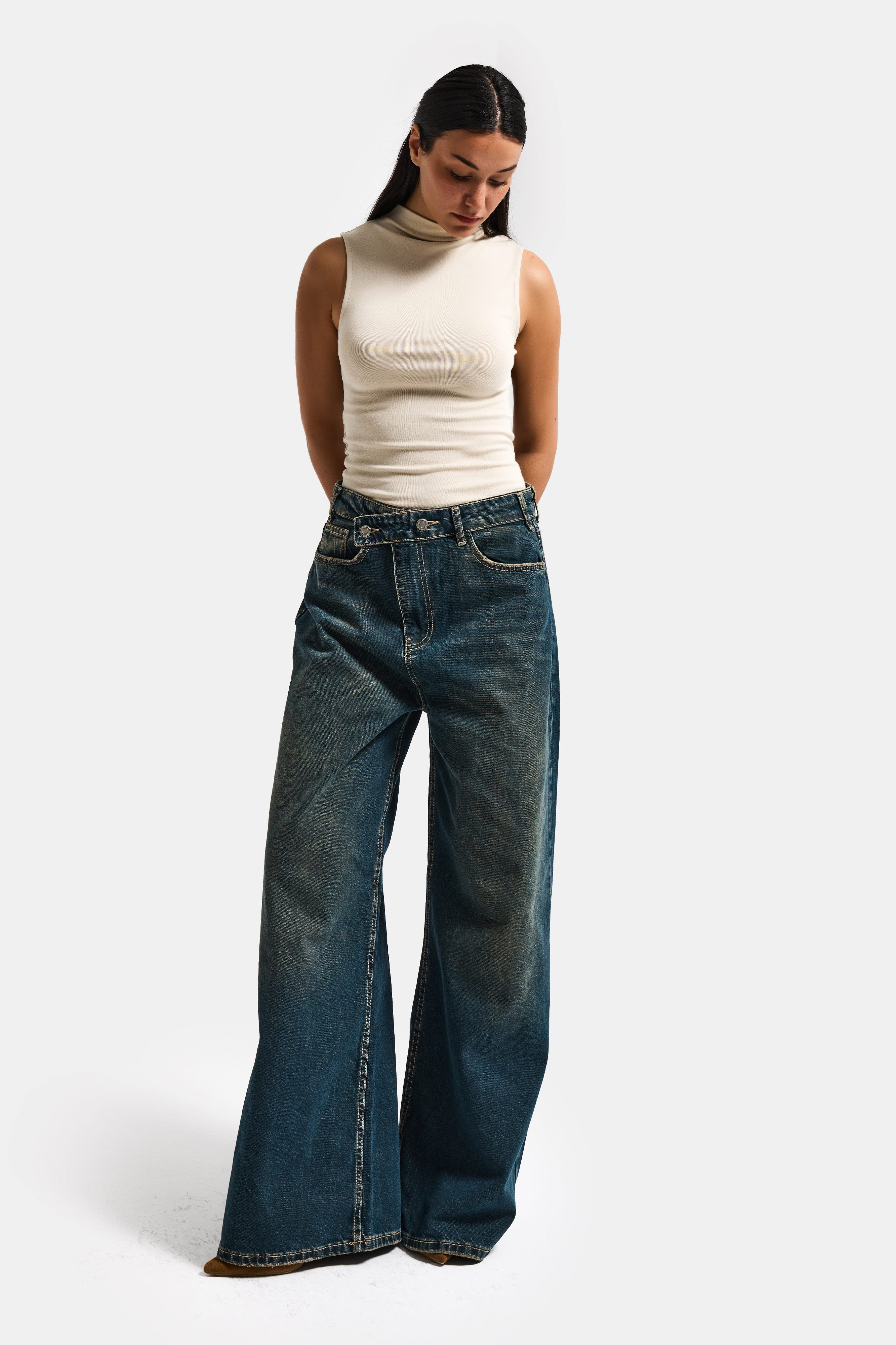 Женский темный оттенок цвета Mega Baggy Fit свободного кроя деним