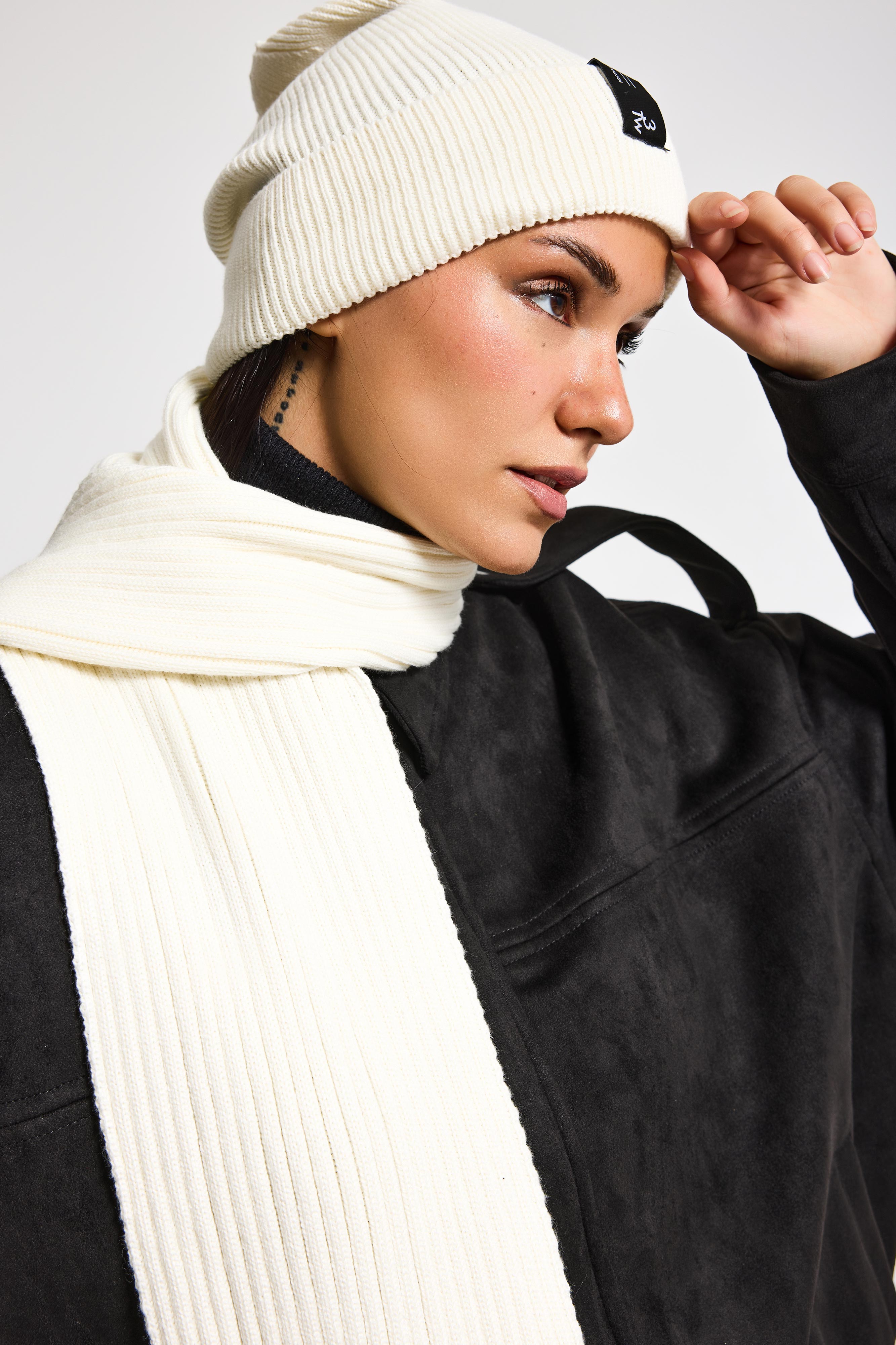 Beyaz Fitilli Kumaş Bere Atkı 2'li Takım