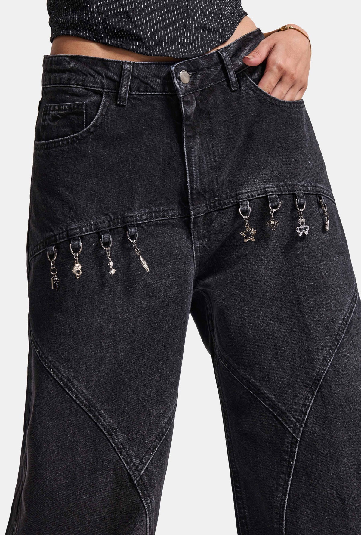 Kadın 2w6-1 Barrel Fit Aksesuar Detaylı Özel Tasarım Denim Jean