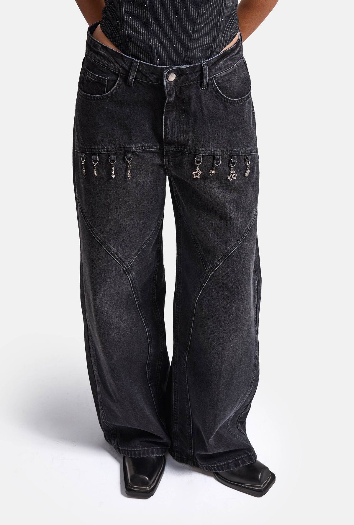 Kadın 2w6-1 Barrel Fit Aksesuar Detaylı Özel Tasarım Denim Jean