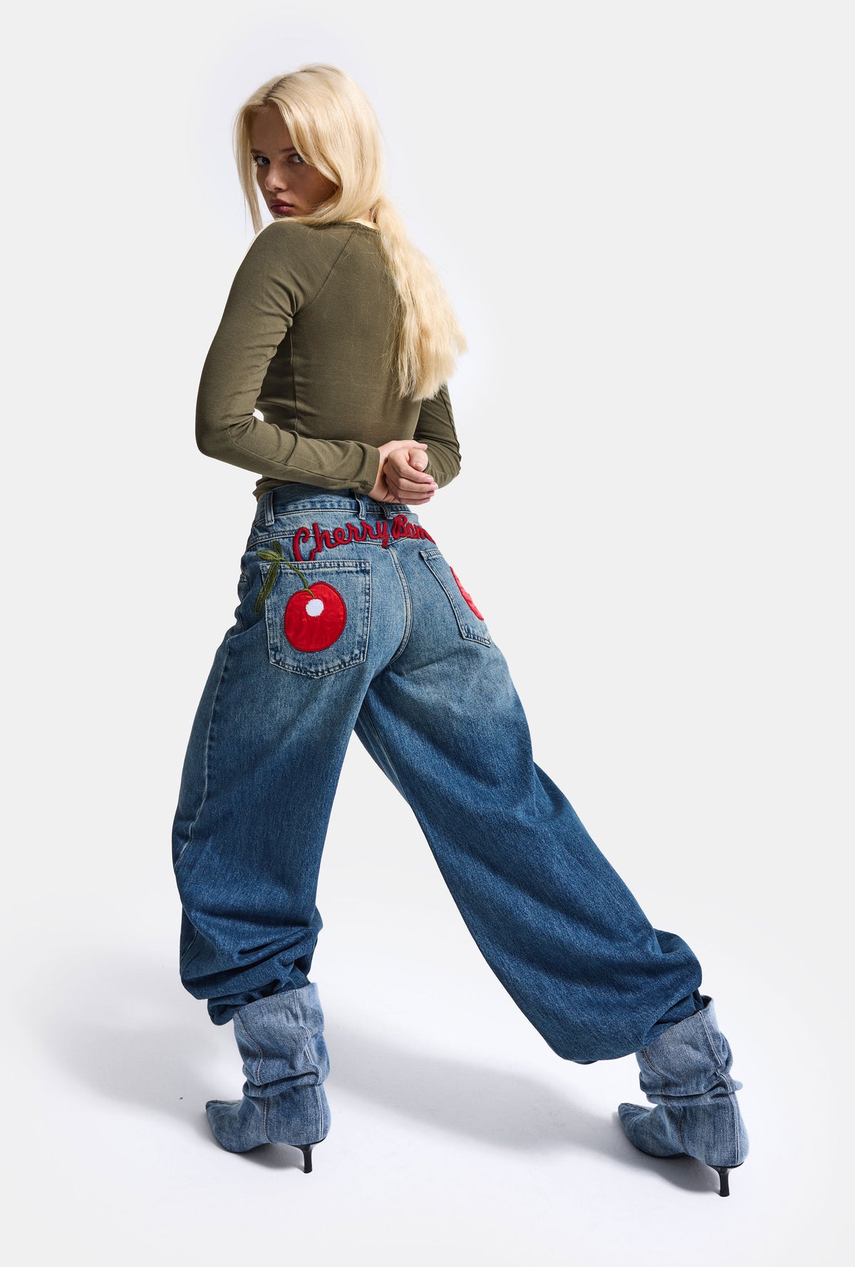 Kadın 2w6-11 Palazzo Fit Cherry Nakış Detaylı Tasarım Denim Jean