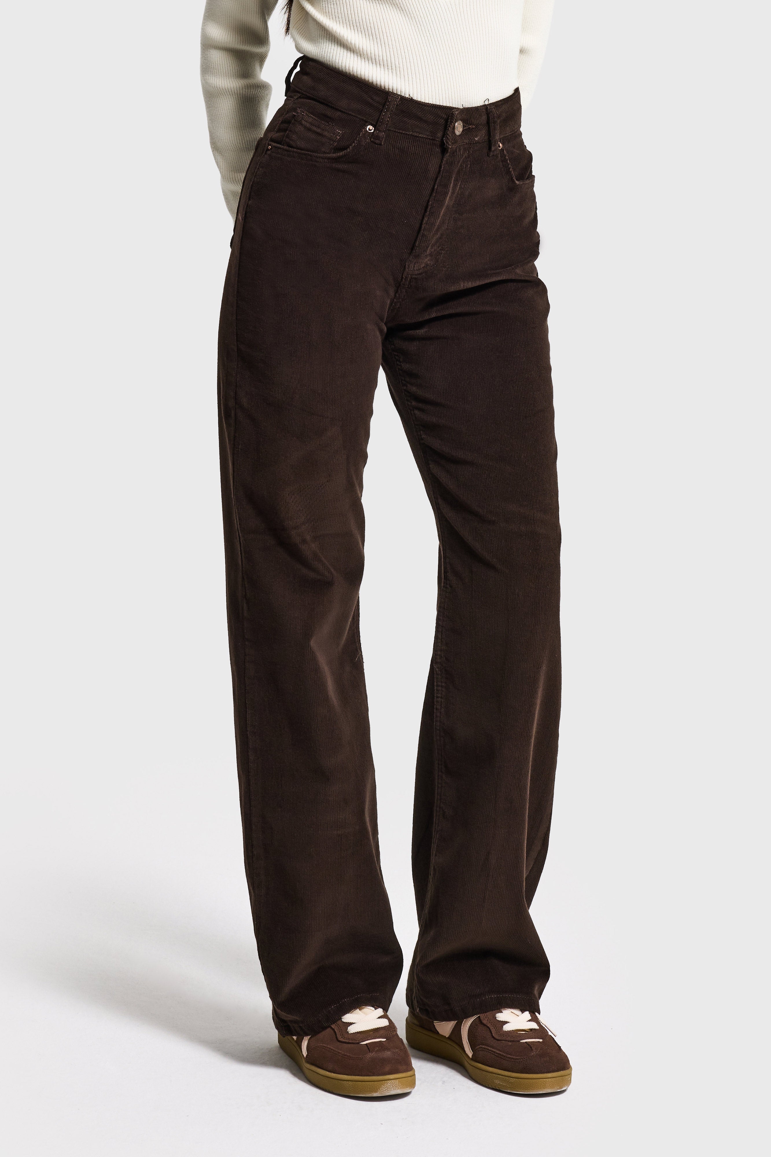 Kadın Acı Kahve 26w5-136 Straight Cropped Fit Elastan Velvet Kadife Kumaş Pantolon