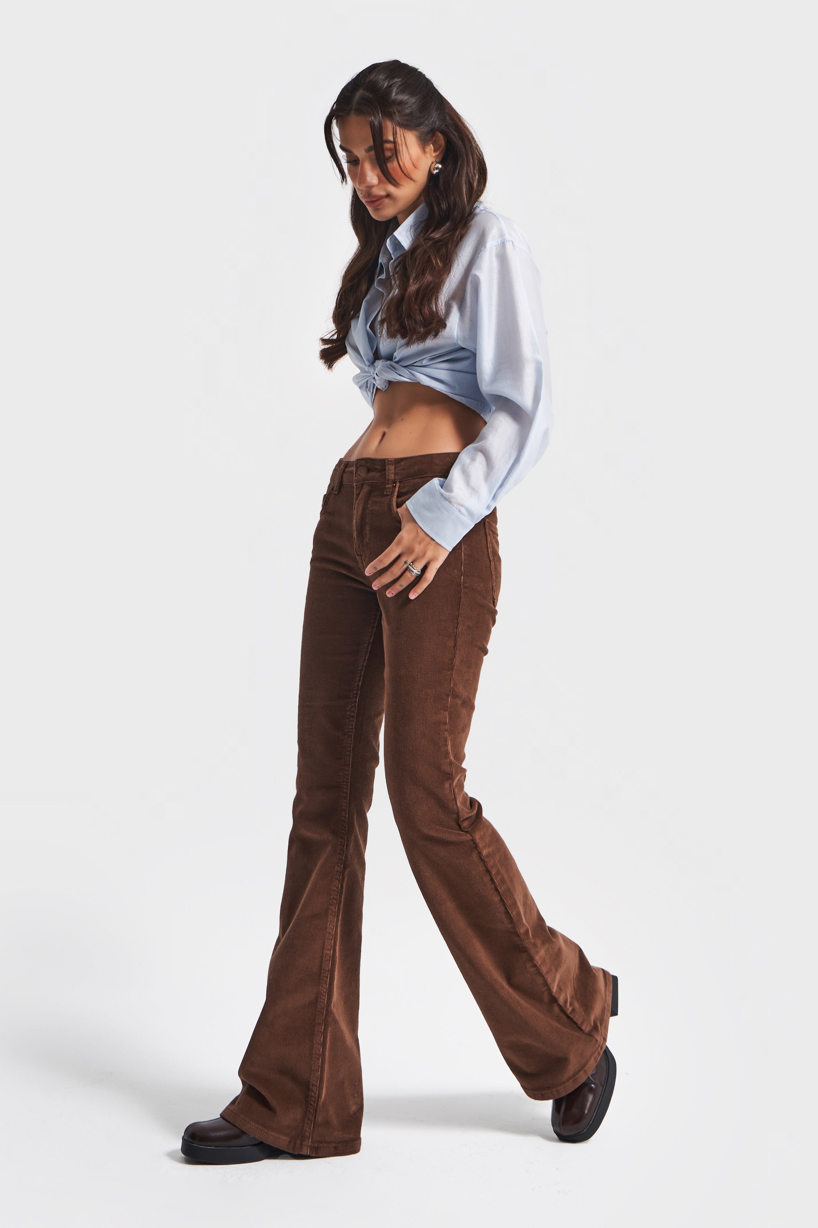 Kadın Açık Kahve 26w5-42 Flare Fit İnce Fitilli Velvet Esnek Kumaş Pantolon