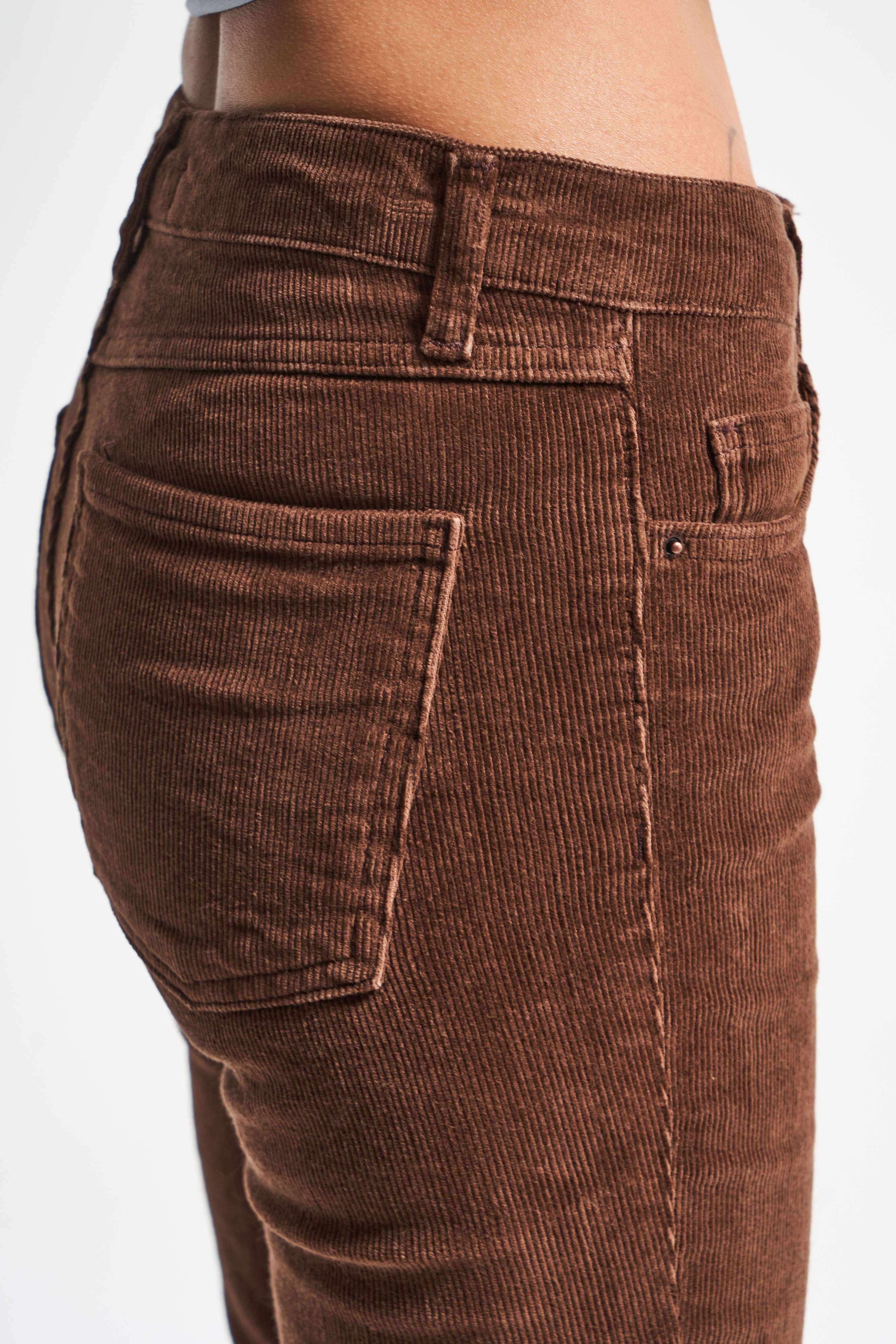 Kadın Açık Kahve 26w5-42 Flare Fit İnce Fitilli Velvet Esnek Kumaş Pantolon