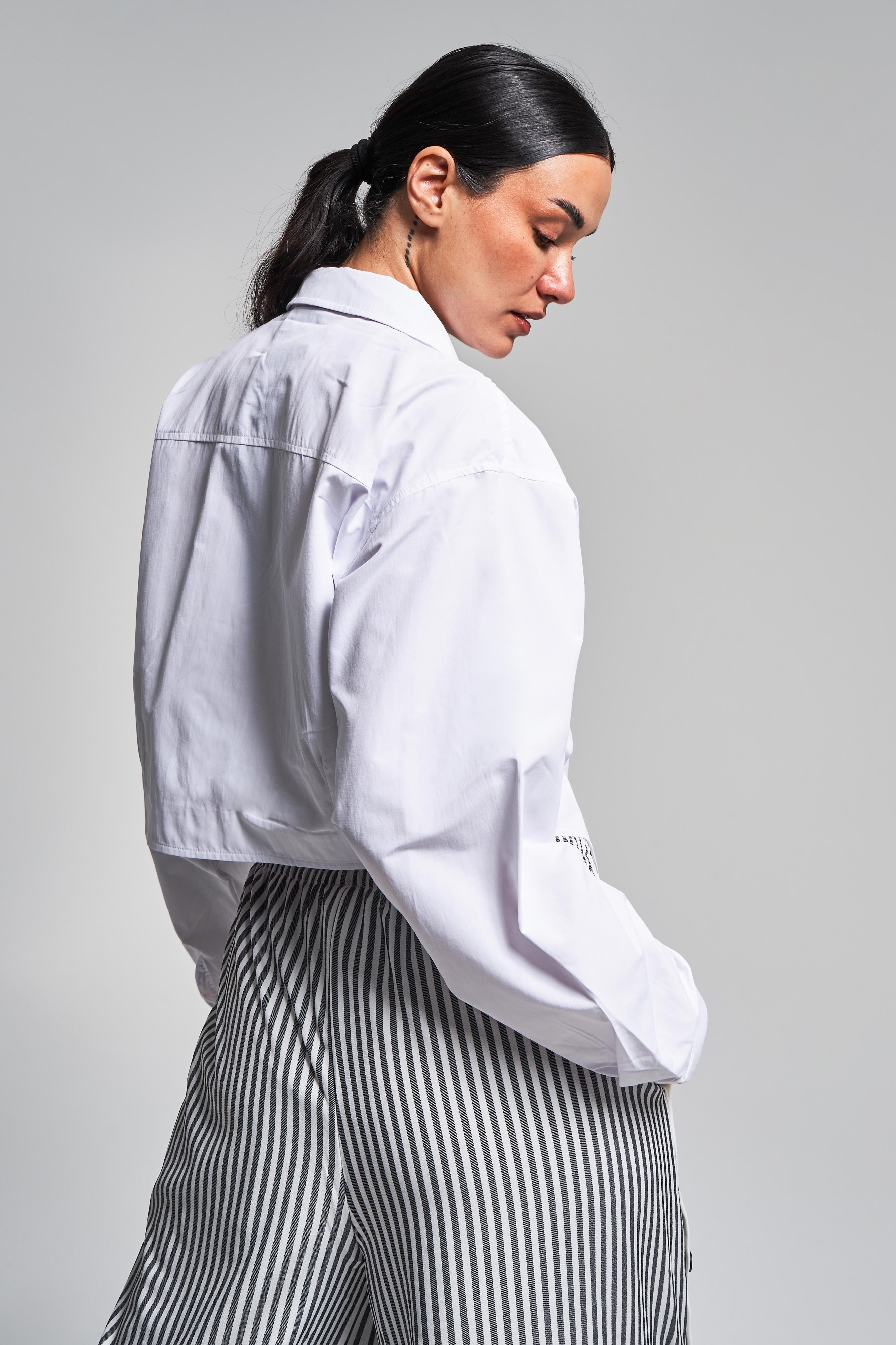 Женская рубашка свободного кроя White Tie Design
