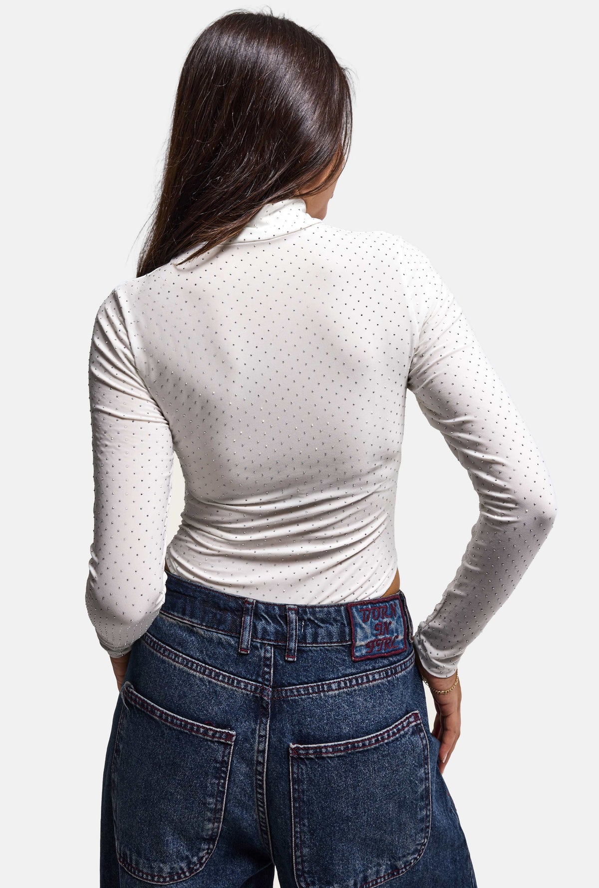 Kadın Beyaz w6-101 Çıt-çıtlı Parlak Taşlı Uzun Kol Esnek Kumaş Tasarım Body