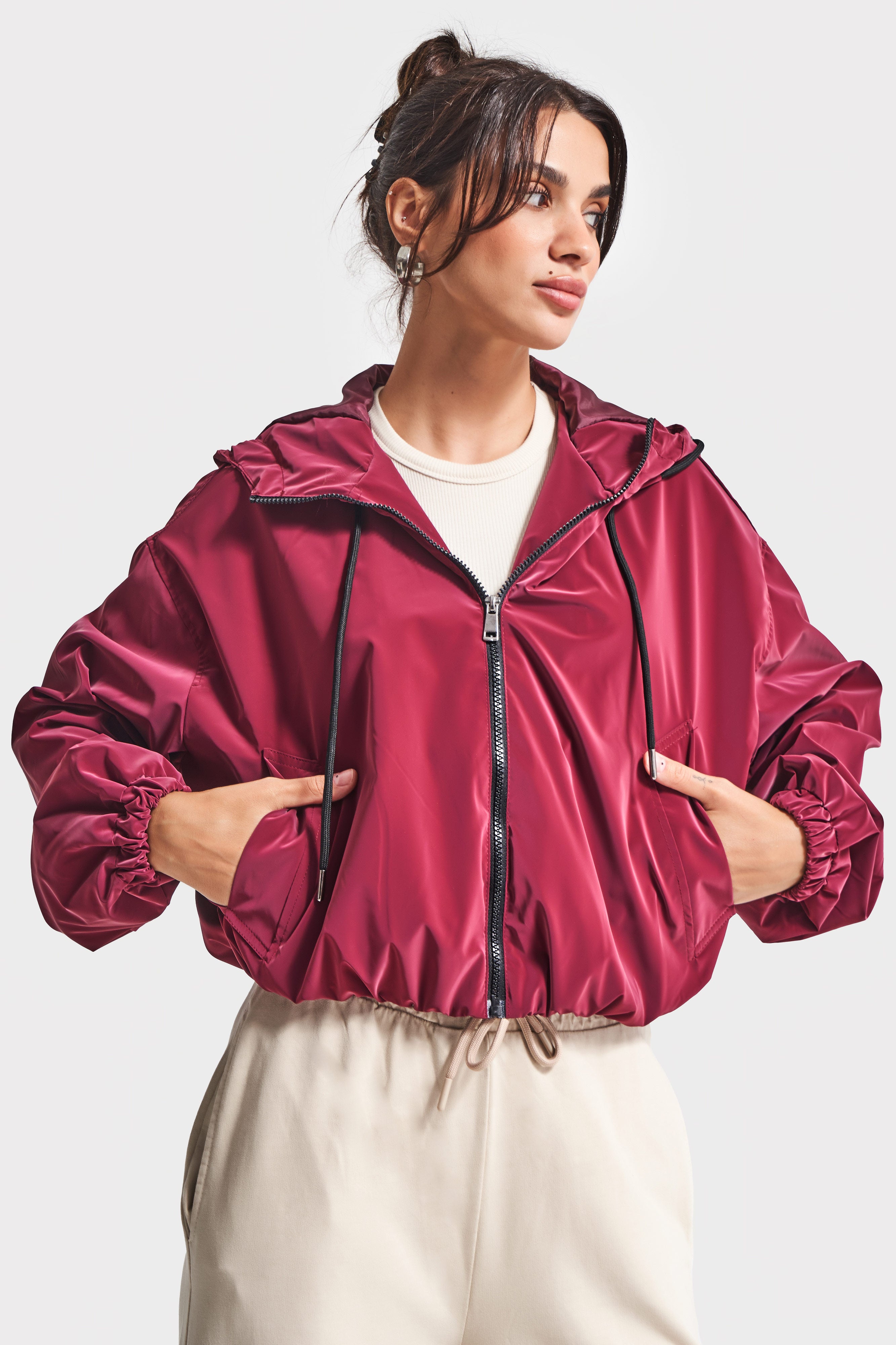 Kadın Bordo Renk w5-35 Önü Fermuarlı Bol Kesim Kapişonlu Yağmurluk Mont