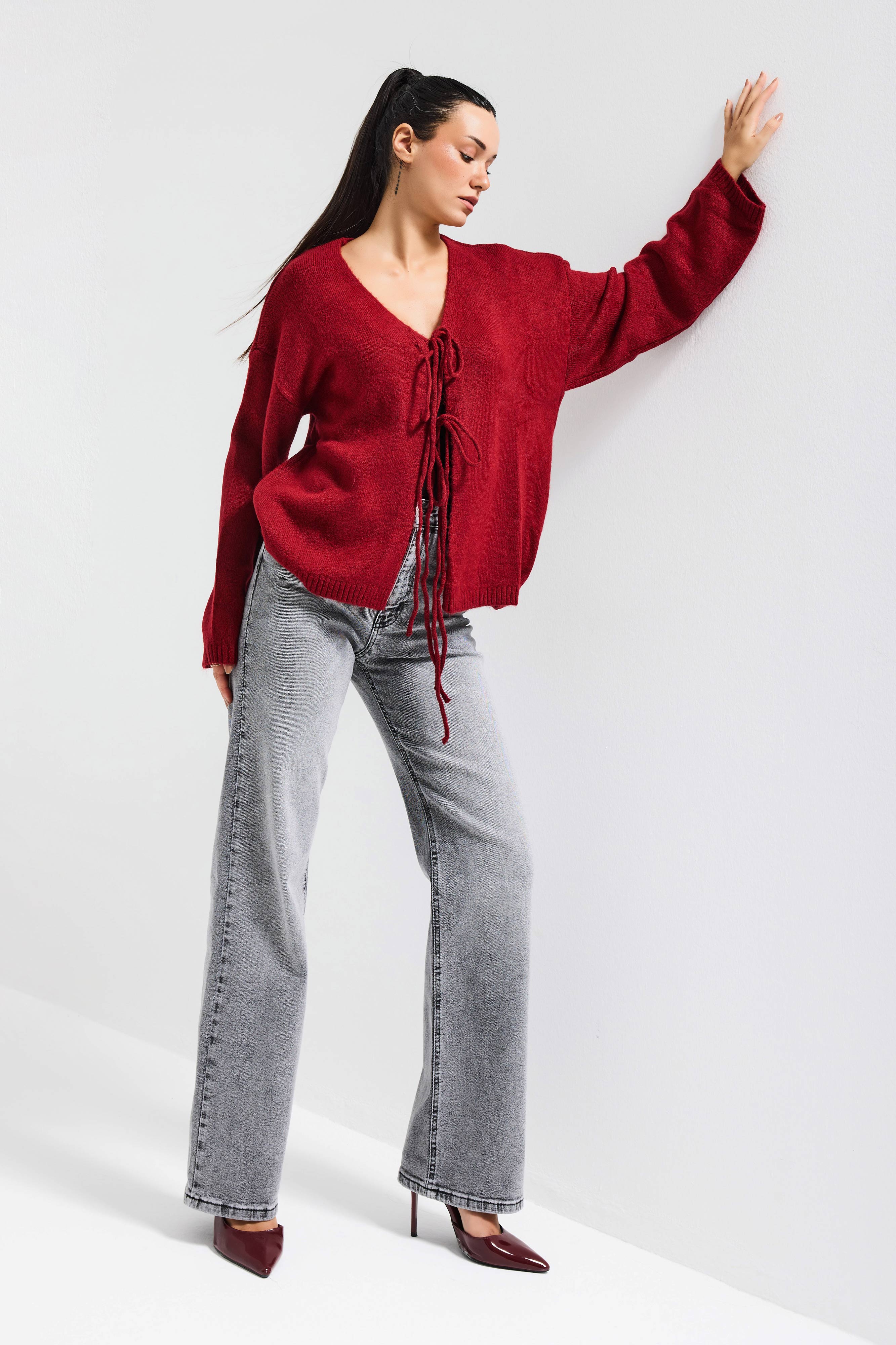 Kadın Bordo Renk w5-35 Önü Bağcıklı Oversize Triko Kazak