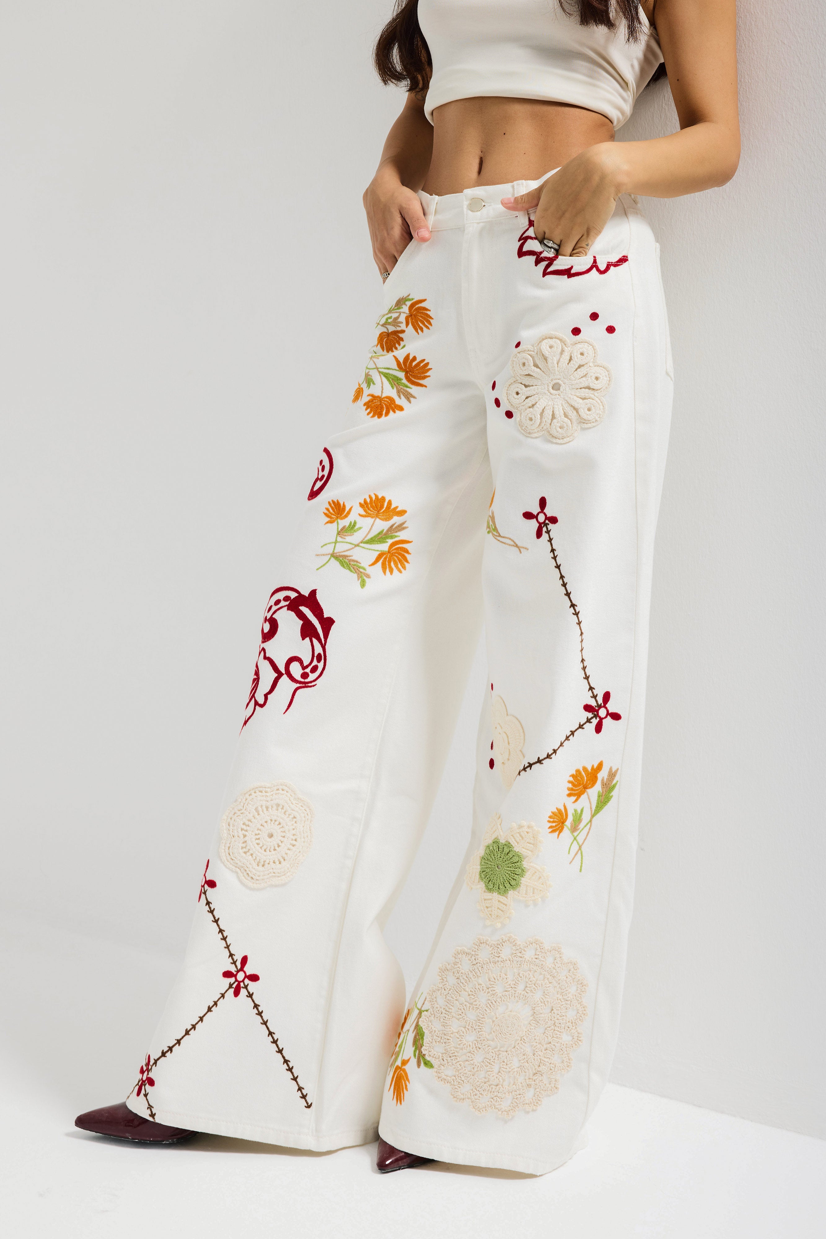 Kadın Ekru 7s6-101 Palazzo Fit Özel Desen Çiçek Nakışlı Tasarım Denim Jean