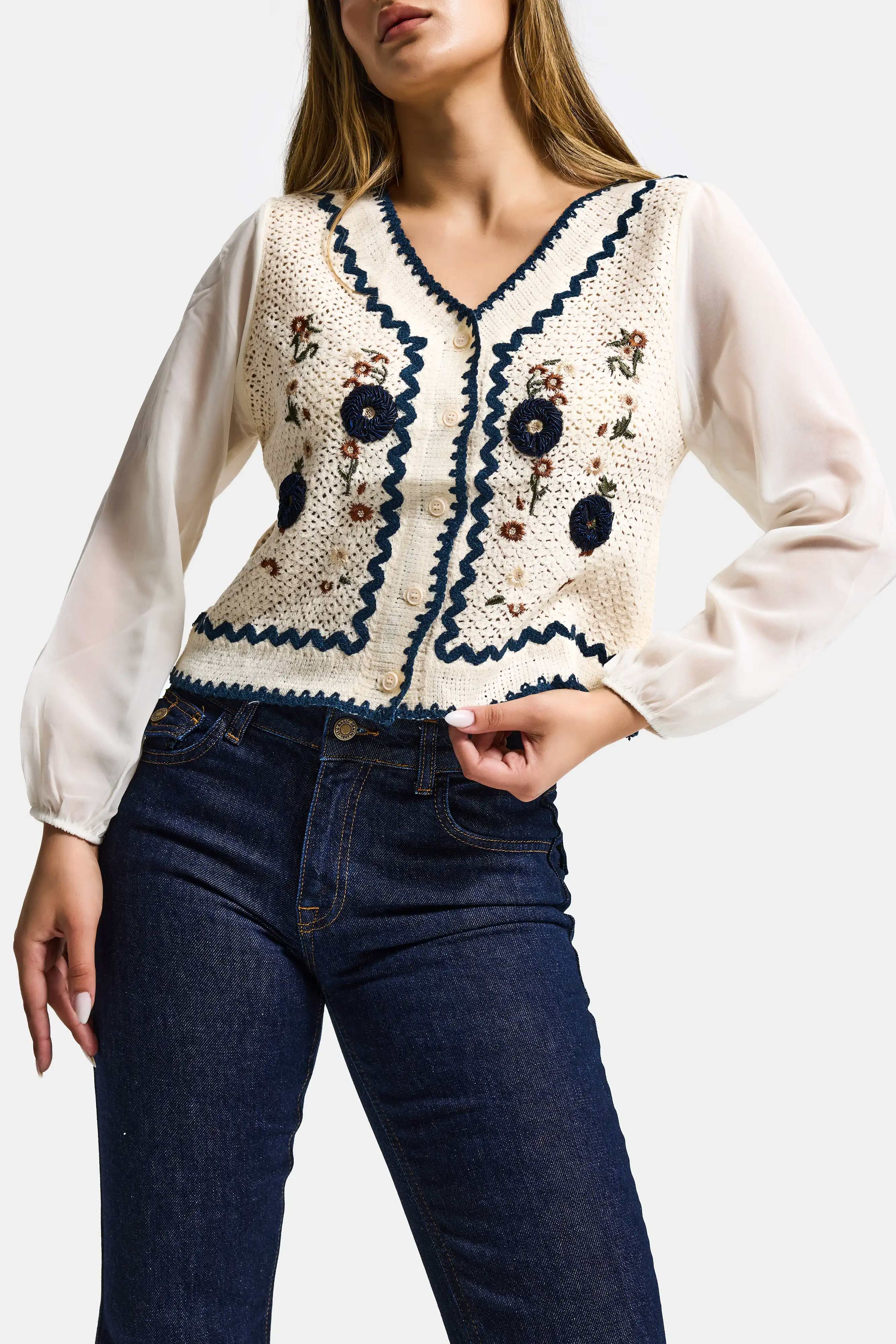 Kadın Ekru Etnik Şifon Kollu Etnik Örgülü Tasarım Bluz