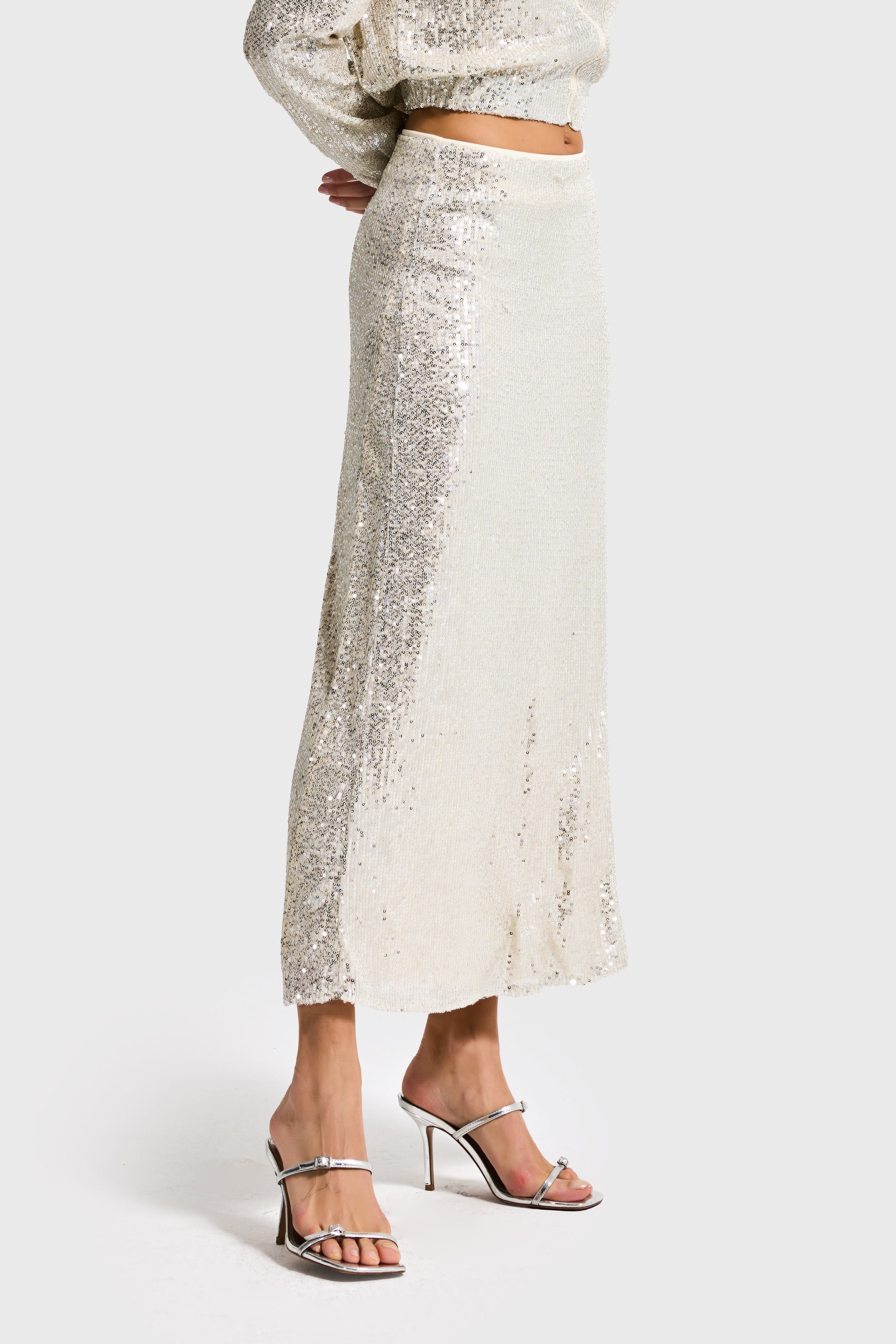 Kadın Ekru Renk Maxi Boy Pul Payetli Tasarım Etek