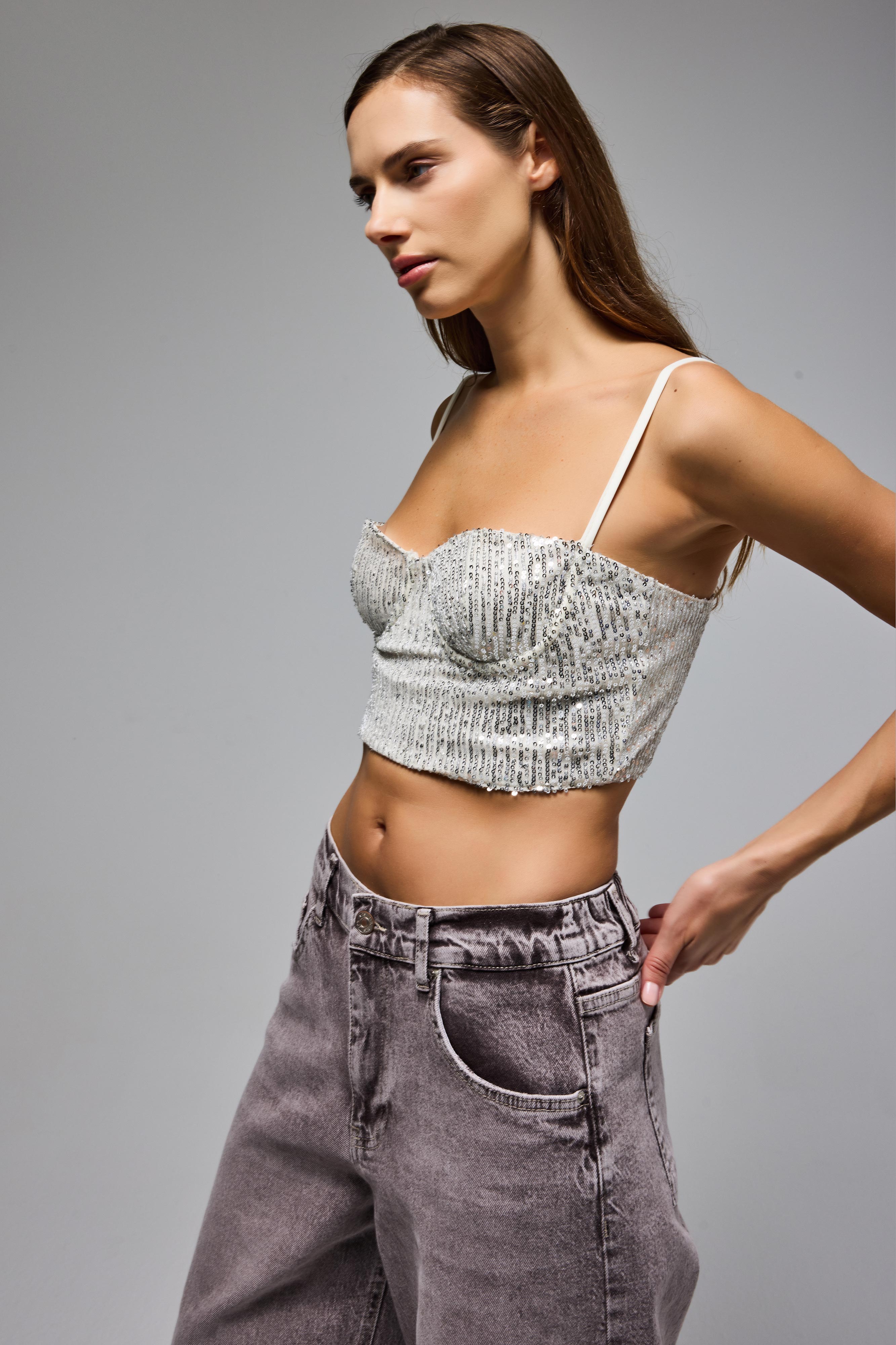 Kadın Ekru Silver Renk Pul Payet Detaylı Askılı Büstiyer