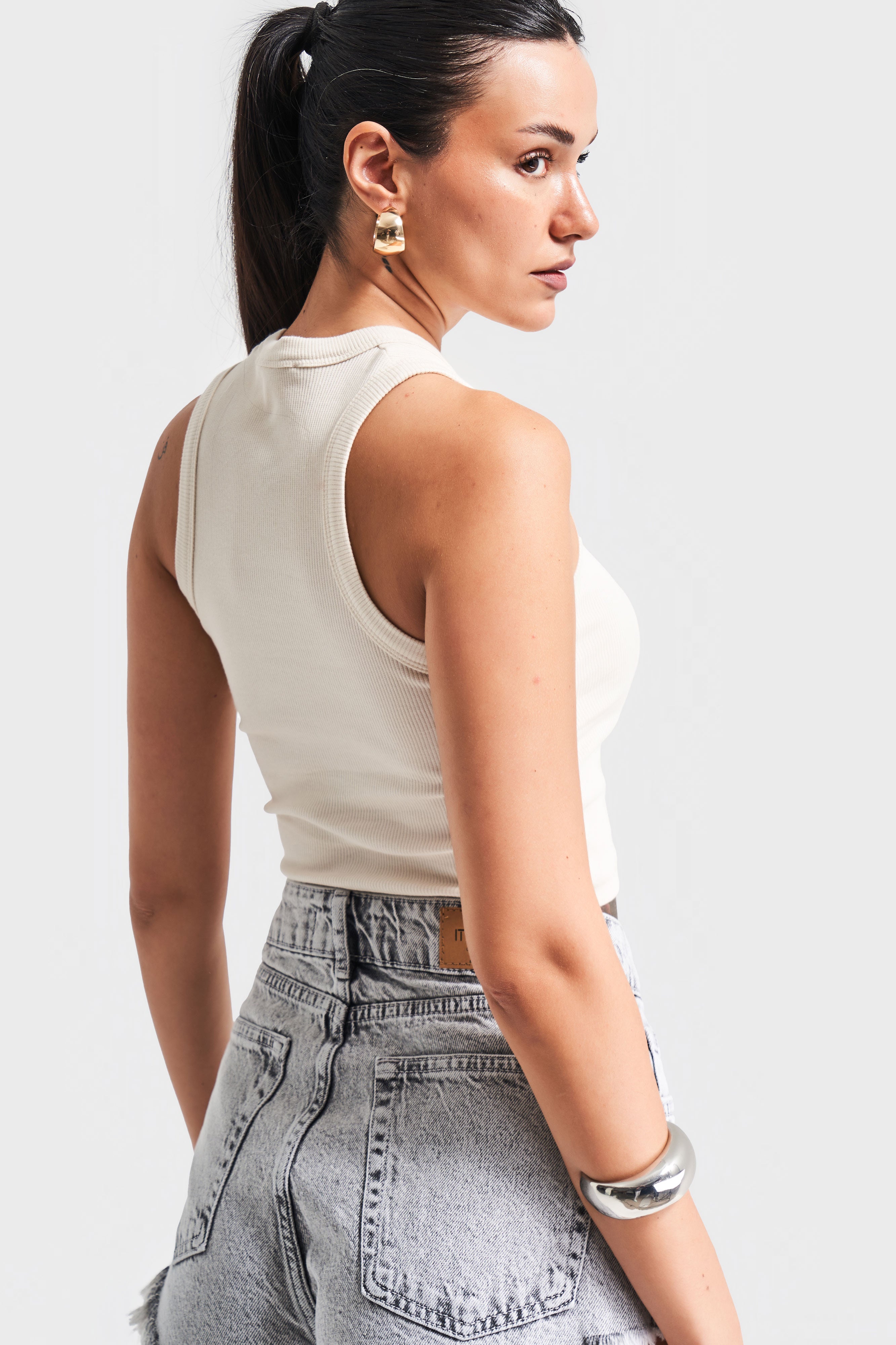 Kadın Gri Renk 3s5-12 %100 Koton Süper Mini Püsküllü Paça Denim Şort