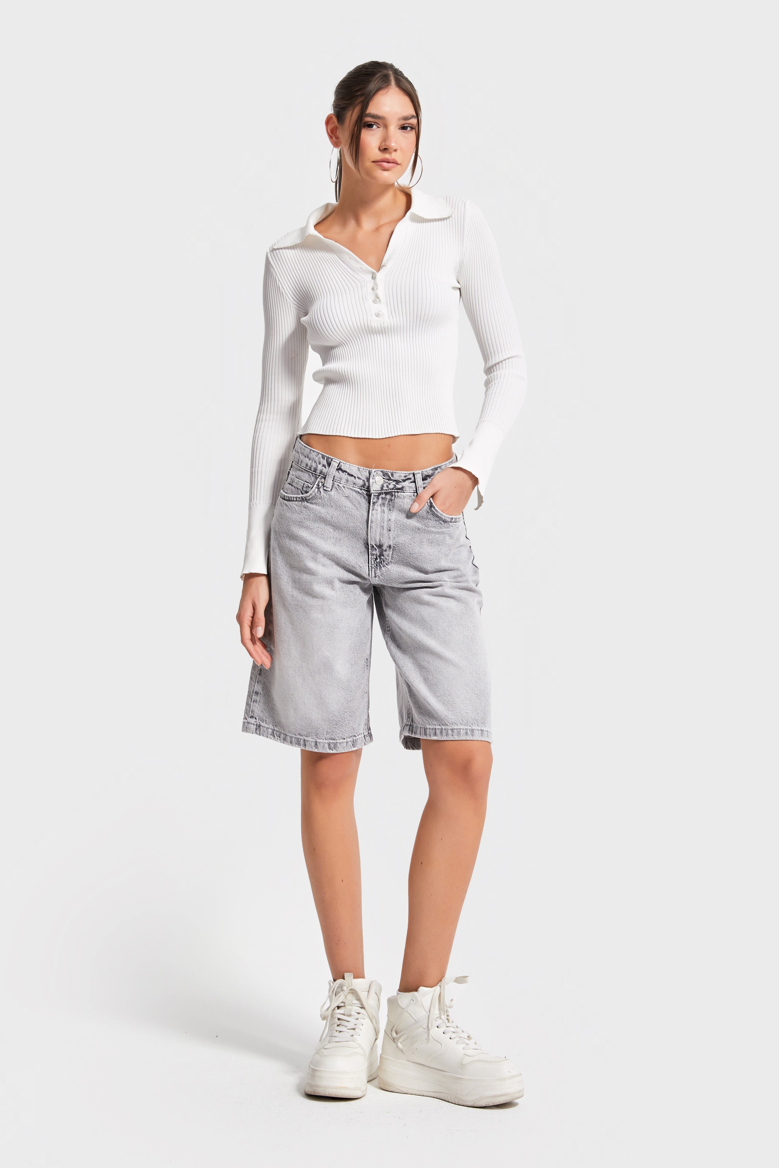 Kadın Gri Renk 4s5-12 Baggy Bermuda Fit %100 Koton Maxi Boy Denim Şort