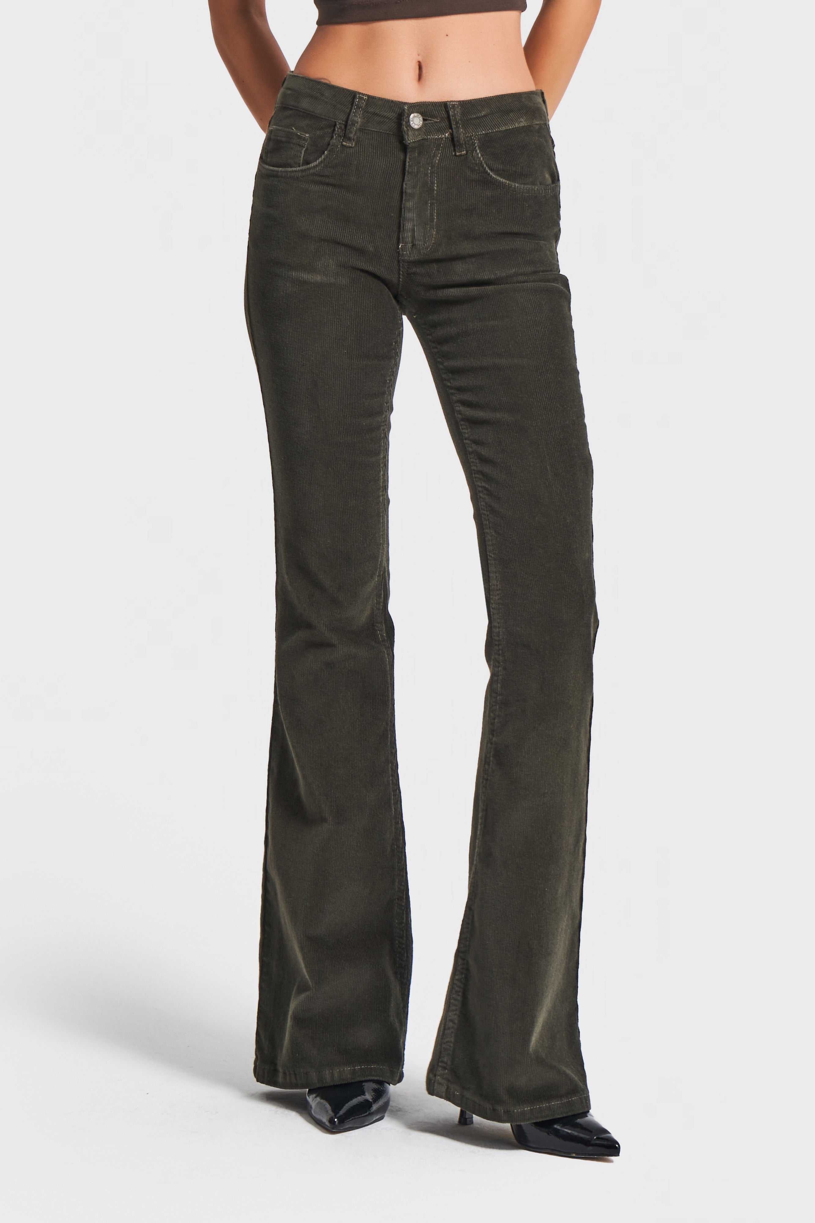 Kadın Haki Renk 26w5-15 Low Waist Flare Fit İnce Fitilli Velvet Kadife Kumaş Pantolon