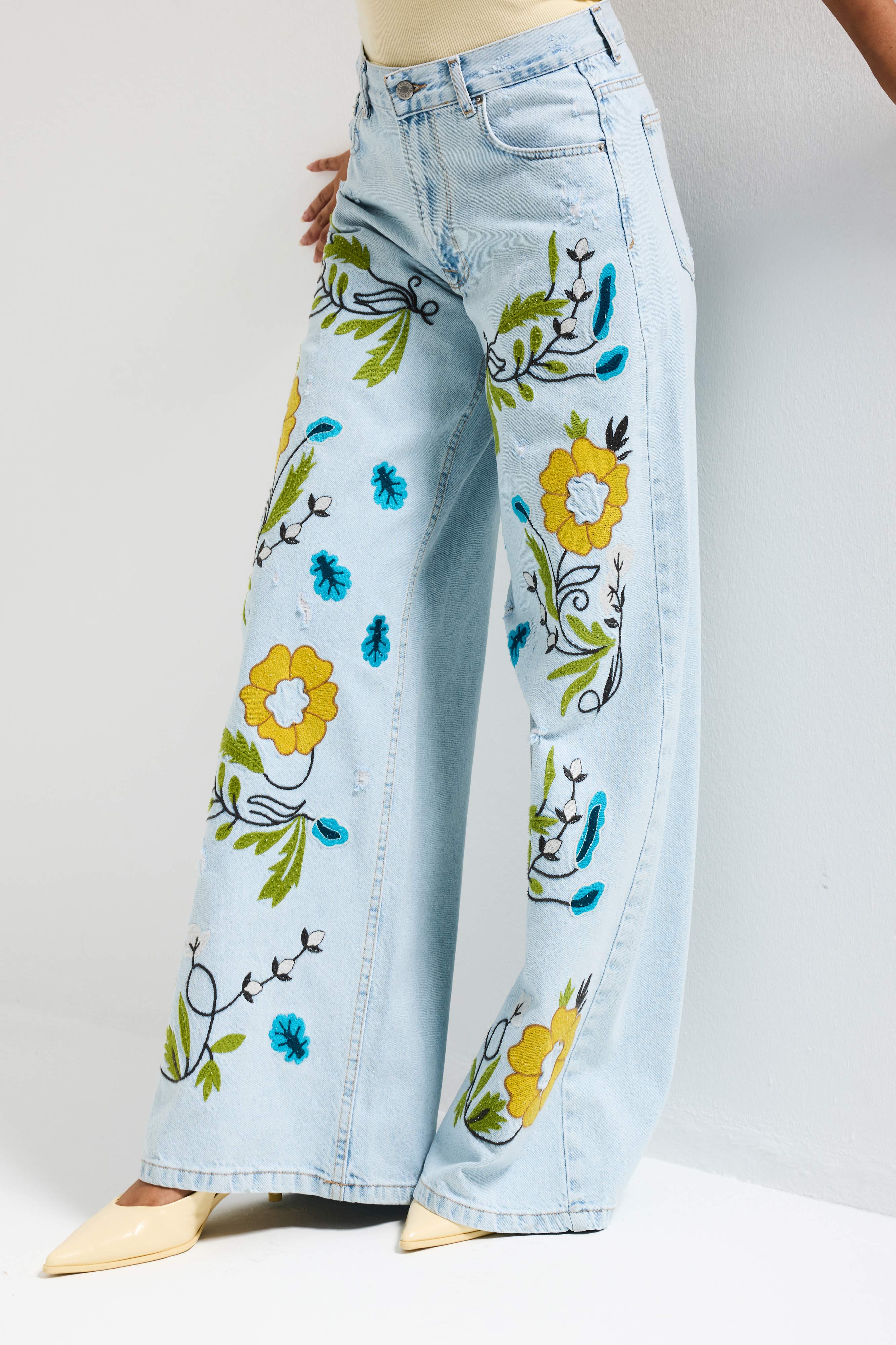 Kadın Ice 11s6-99 Palazzo Fit Özel Sarı Mavi Çiçek Desen Nakışlı Tasarım Denim Jean