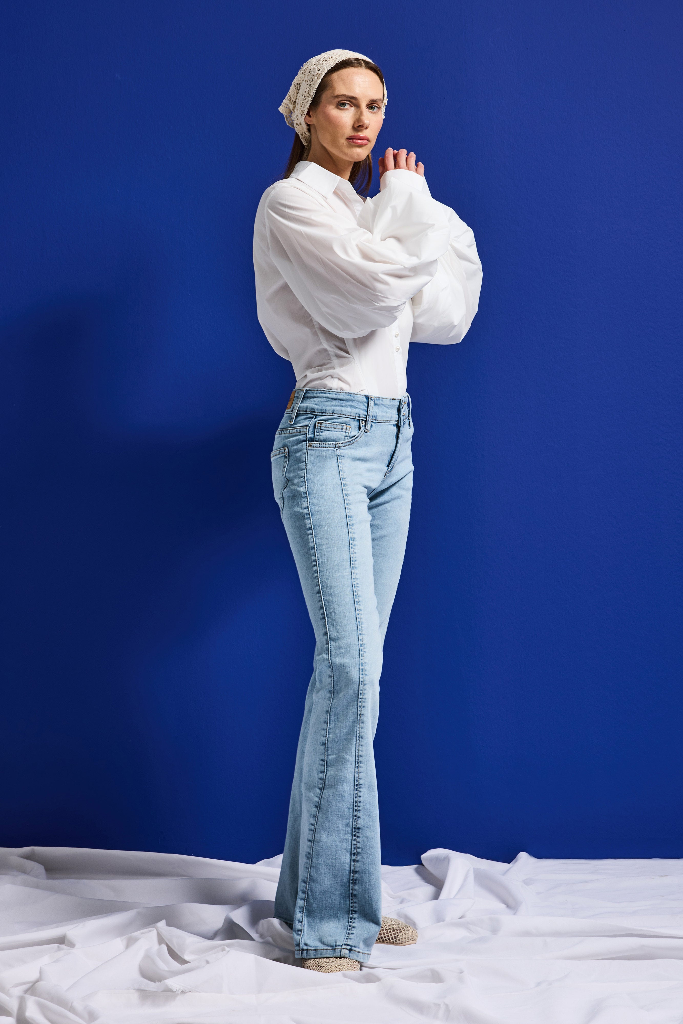 Kadın Ice 4s6-3 Mid Rise Flare Fit Kemer Detaylı Esnek Kumaş Denim Jean