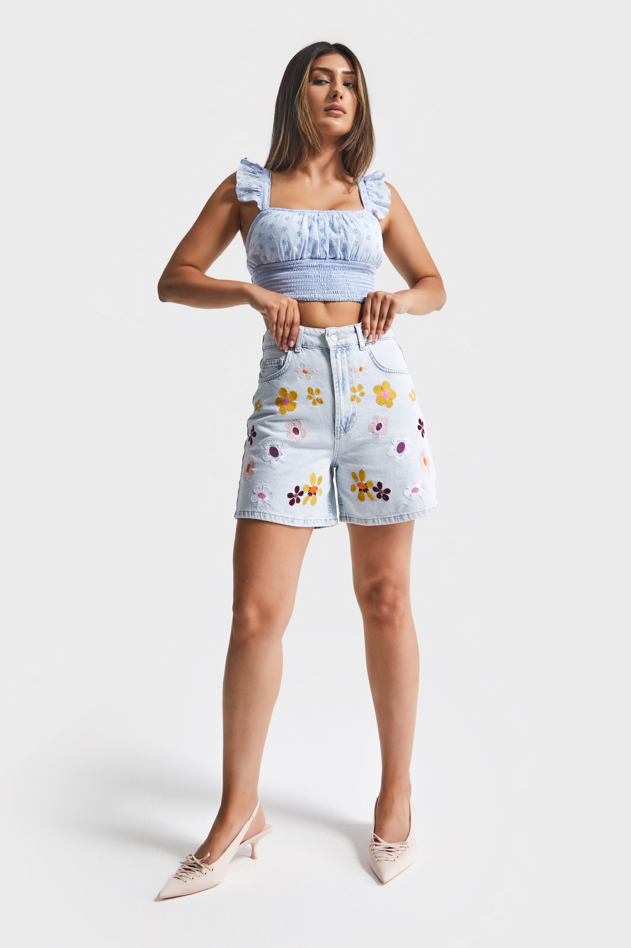Dames Ice Jeans Kleur 3s5-3 Kleurrijke bloemen geborduurde midi-lengte relaxte snit 100% katoenen design denim shorts