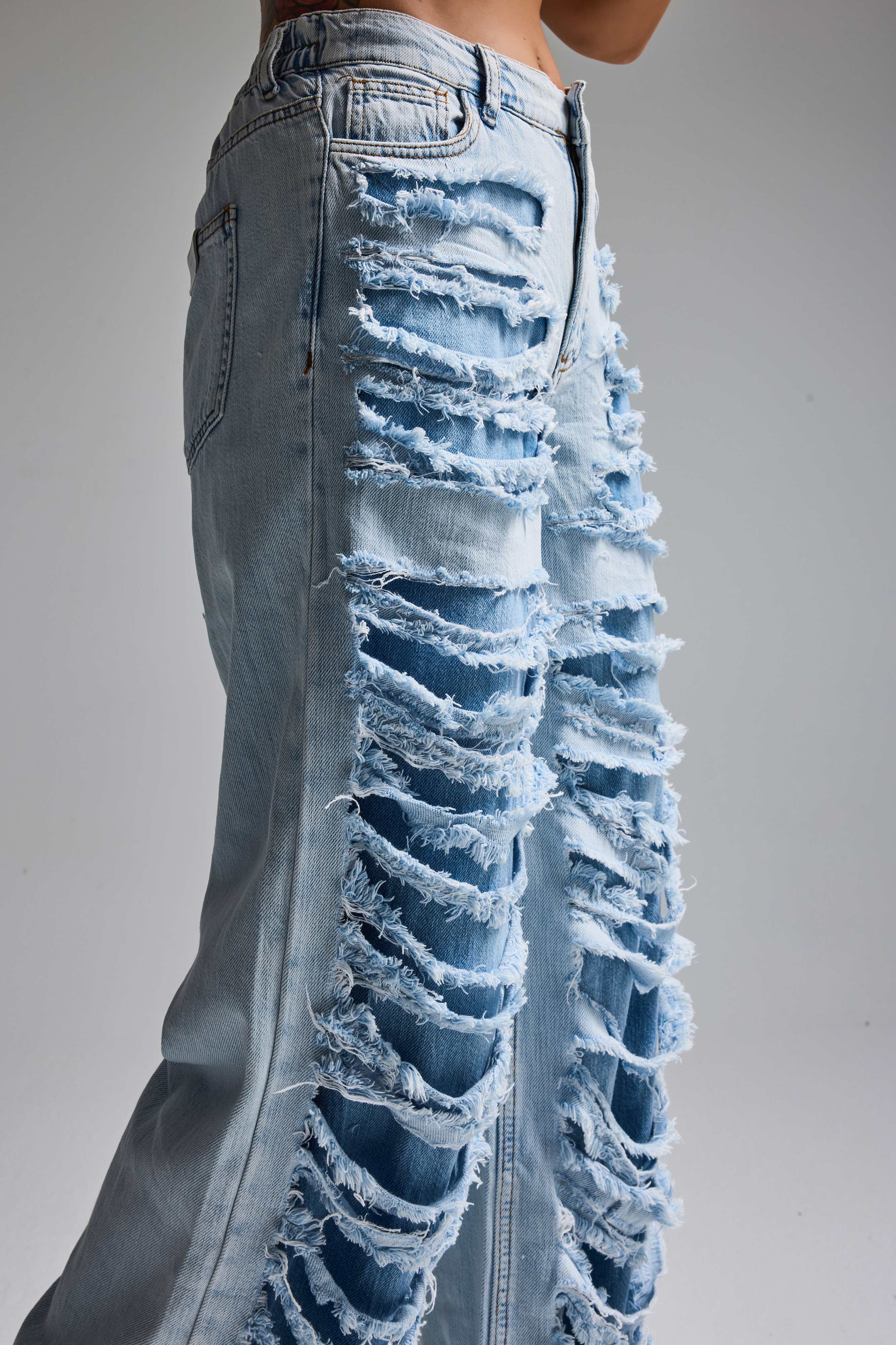 Kadın Ice Kot Straight Fit Yırtık Detaylı Özel Tasarım Denim Jean
