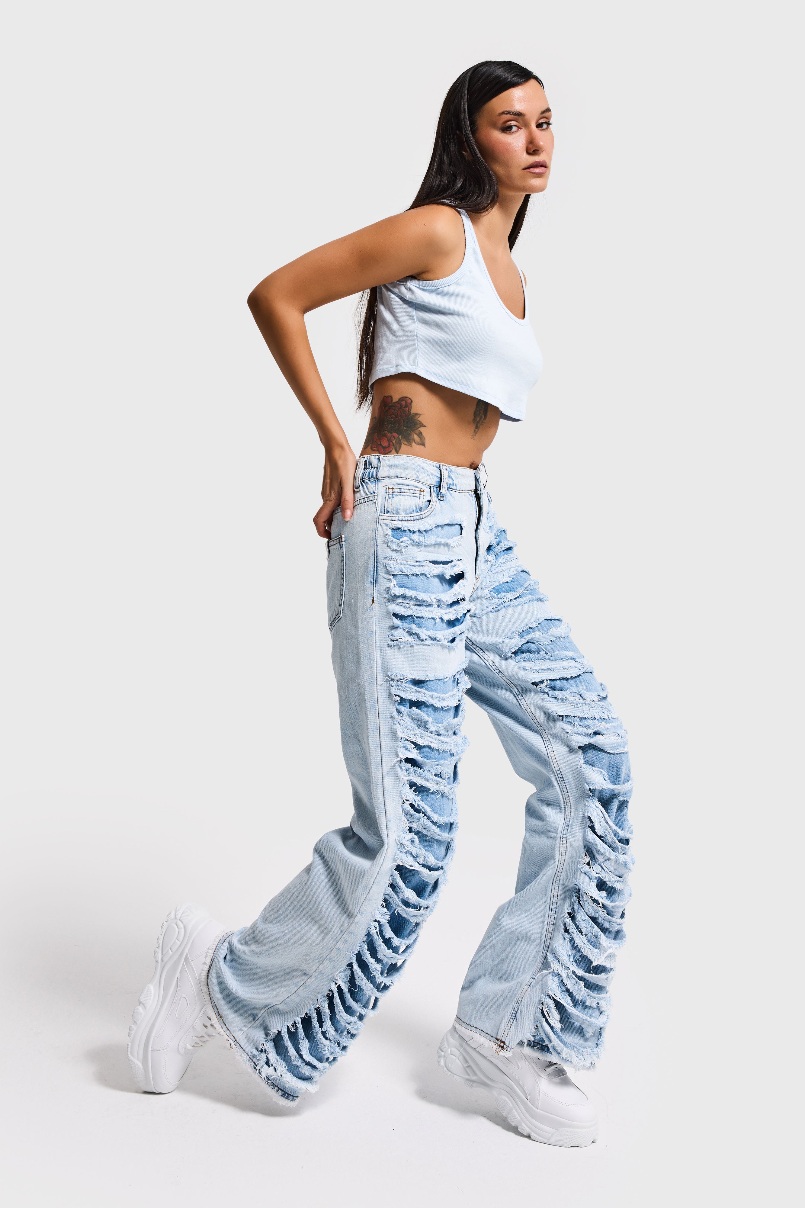 Kadın Ice Kot Straight Fit Yırtık Detaylı Özel Tasarım Denim Jean