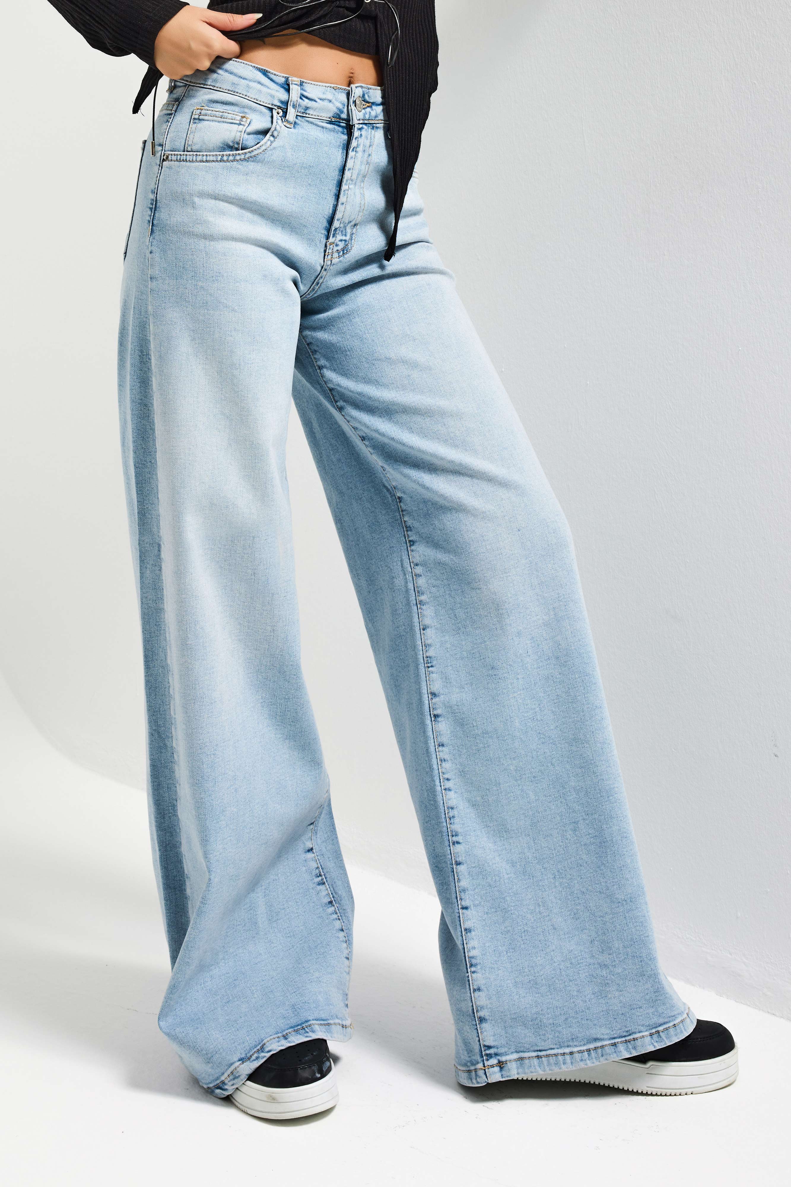 Women's Ice Color 4s6-32 Palazzo Fit Flexible Fabric Inseam 80cm Denim Jeans