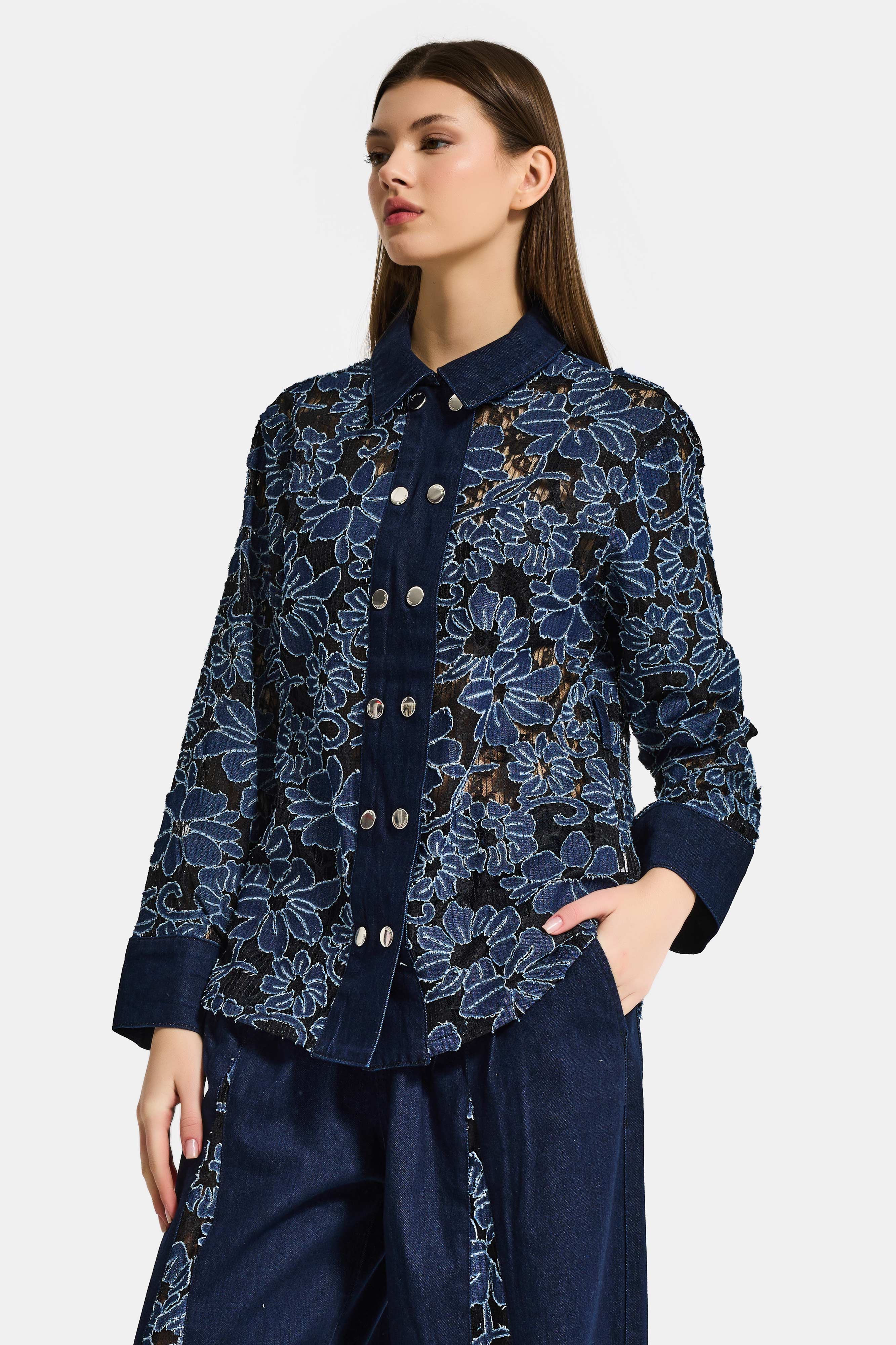 Kadın İndigo Selvedge 7s6-50 Oversize Dantel Nakış Çiçek Detaylı Özel Tasarım Denim Ceket