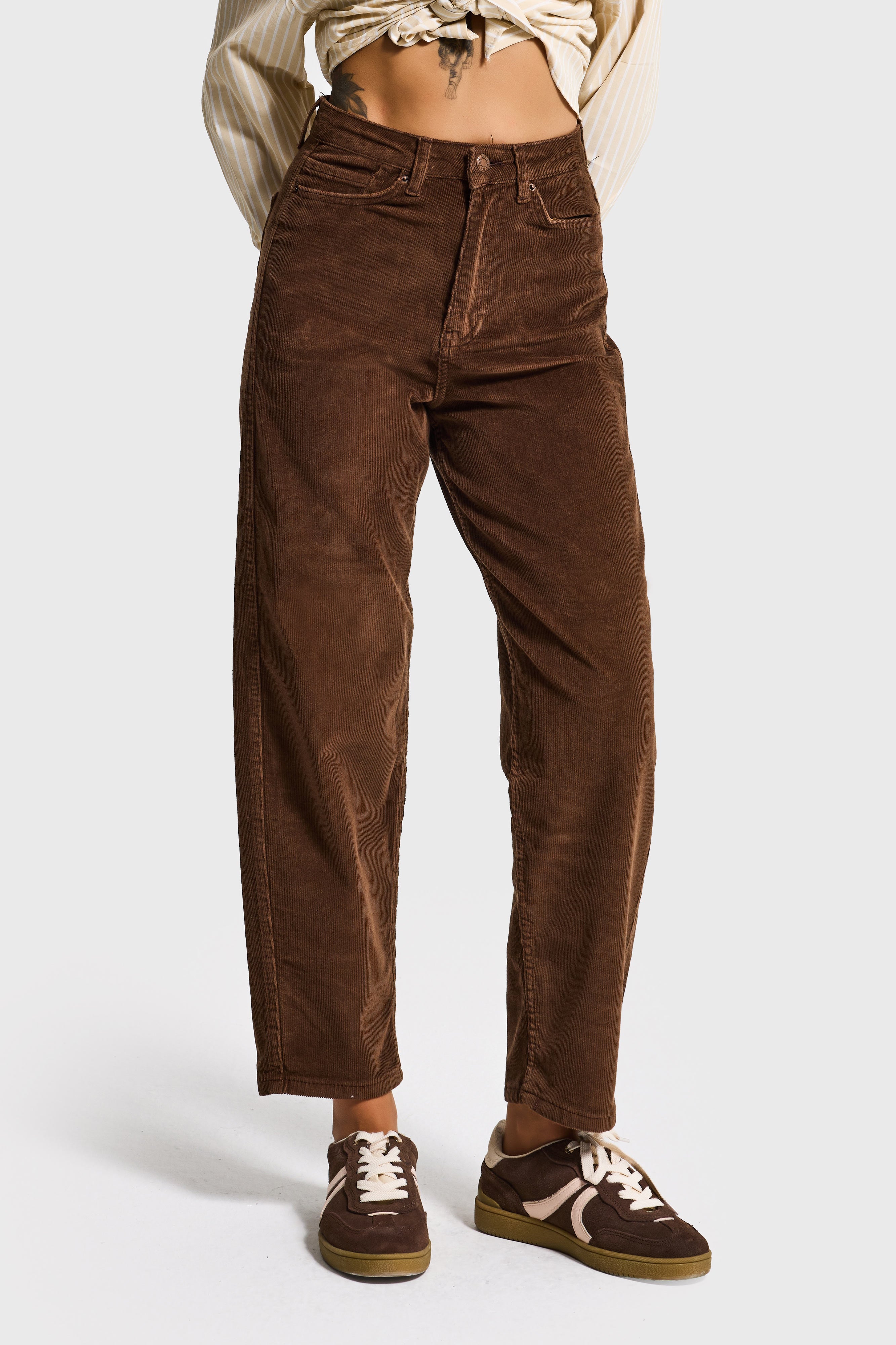 Kadın Kahve Renk 26w5-42 Relax Fit Elastan Kumaş Velvet Kadife Kumaş Pantolon