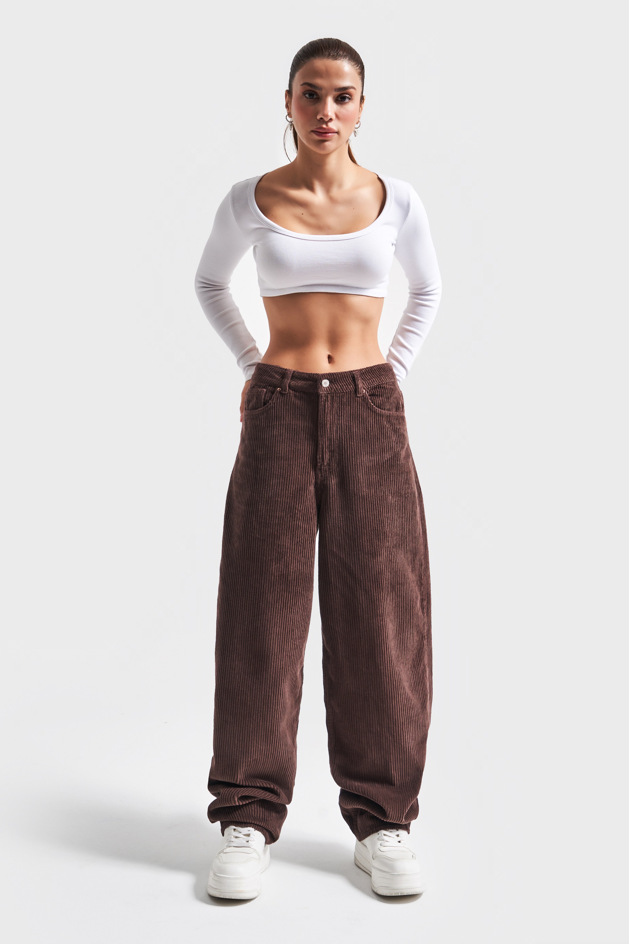 Women's Brown Color 29w416 Thick Ribbed Skater Fit Velvet Trousers