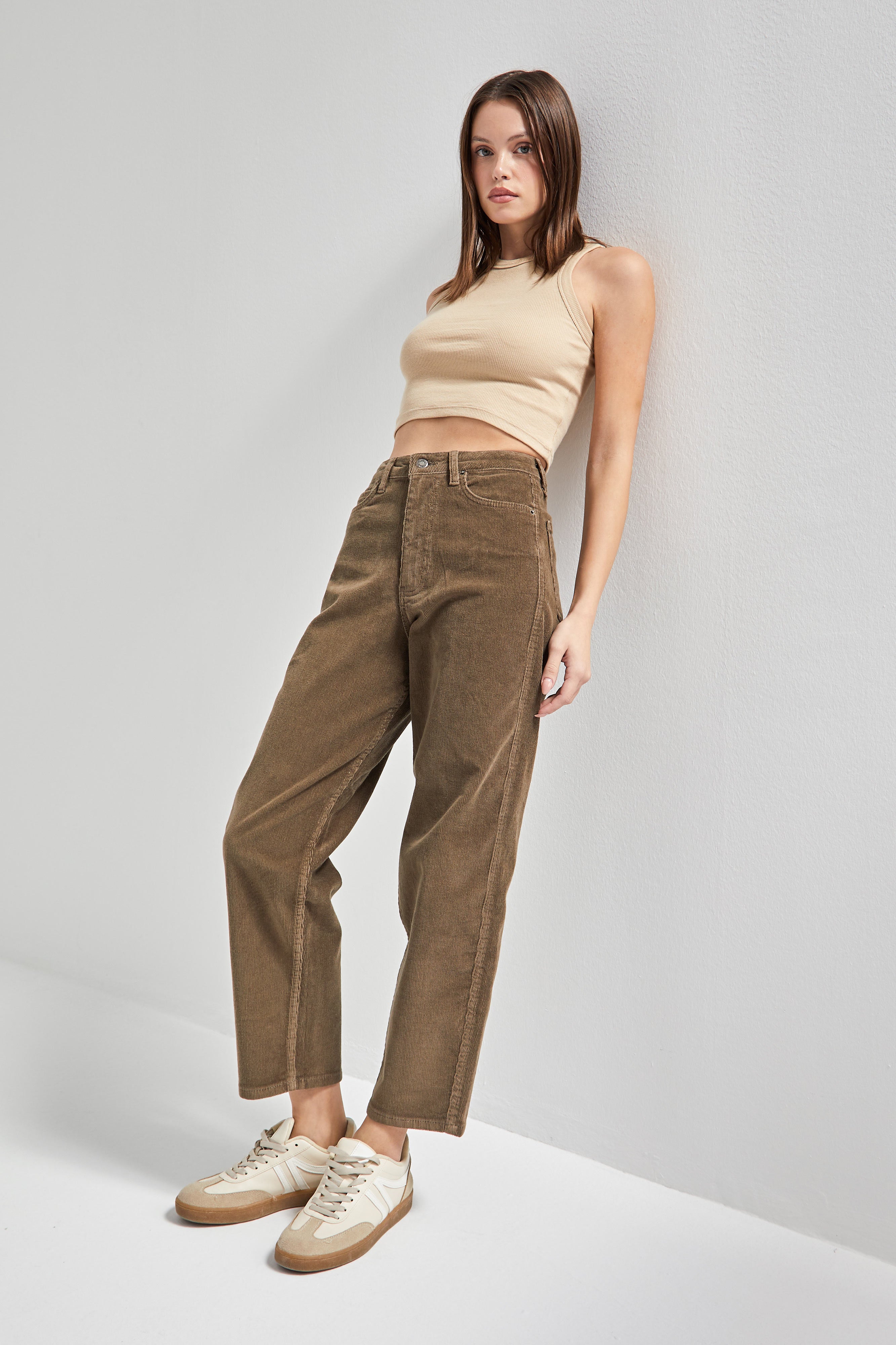 Kadın Kahverengi 26w5-82 Relax Fit İnce Fitilli Kadife Velvet Kumaş Pantolon