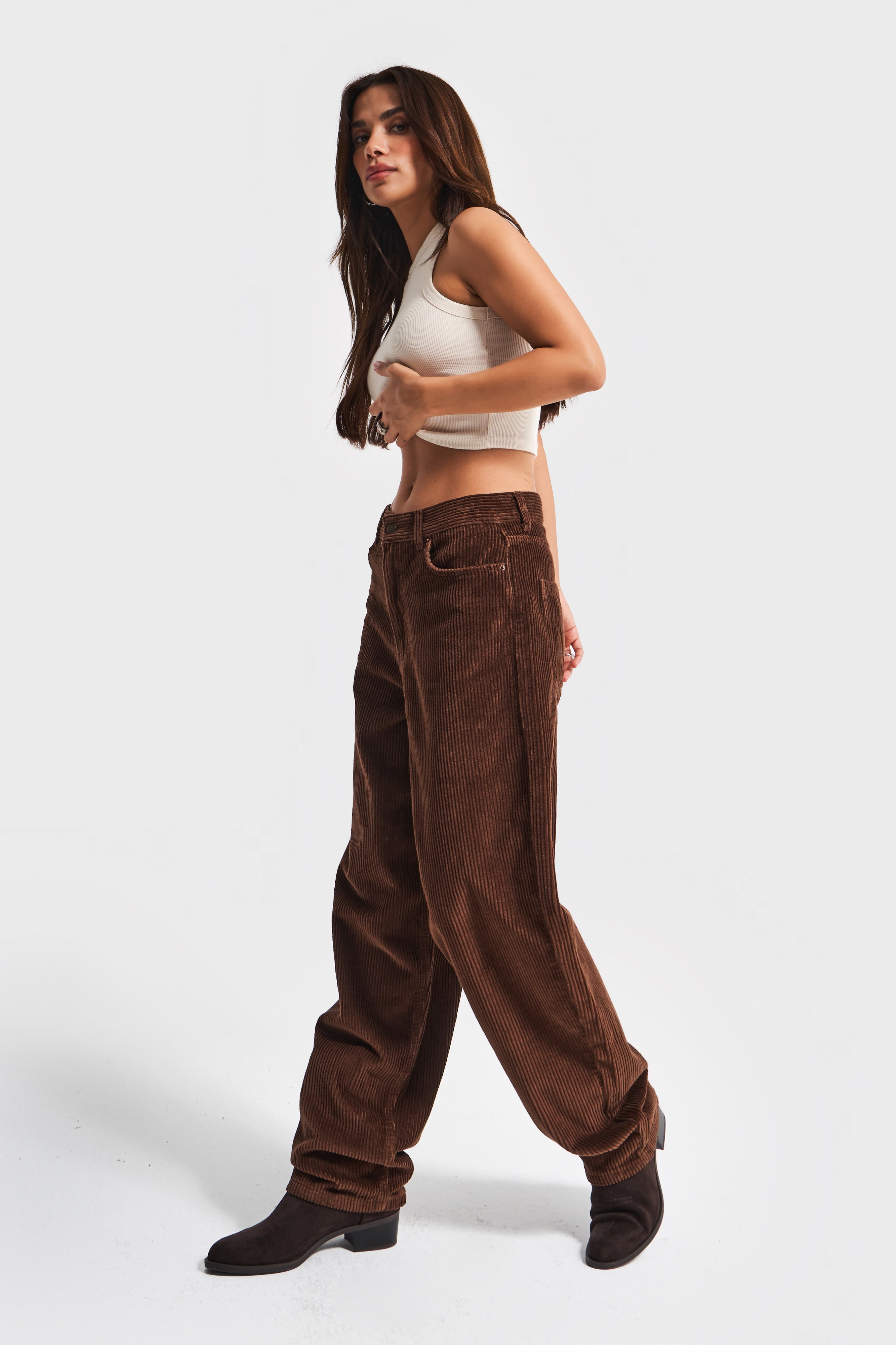 Kadın Kahverengi Cindy 26w5-42 Skater Fit Kalın Fitilli Kadife Velvet Kumaş İç Boy 80cm Pantolon