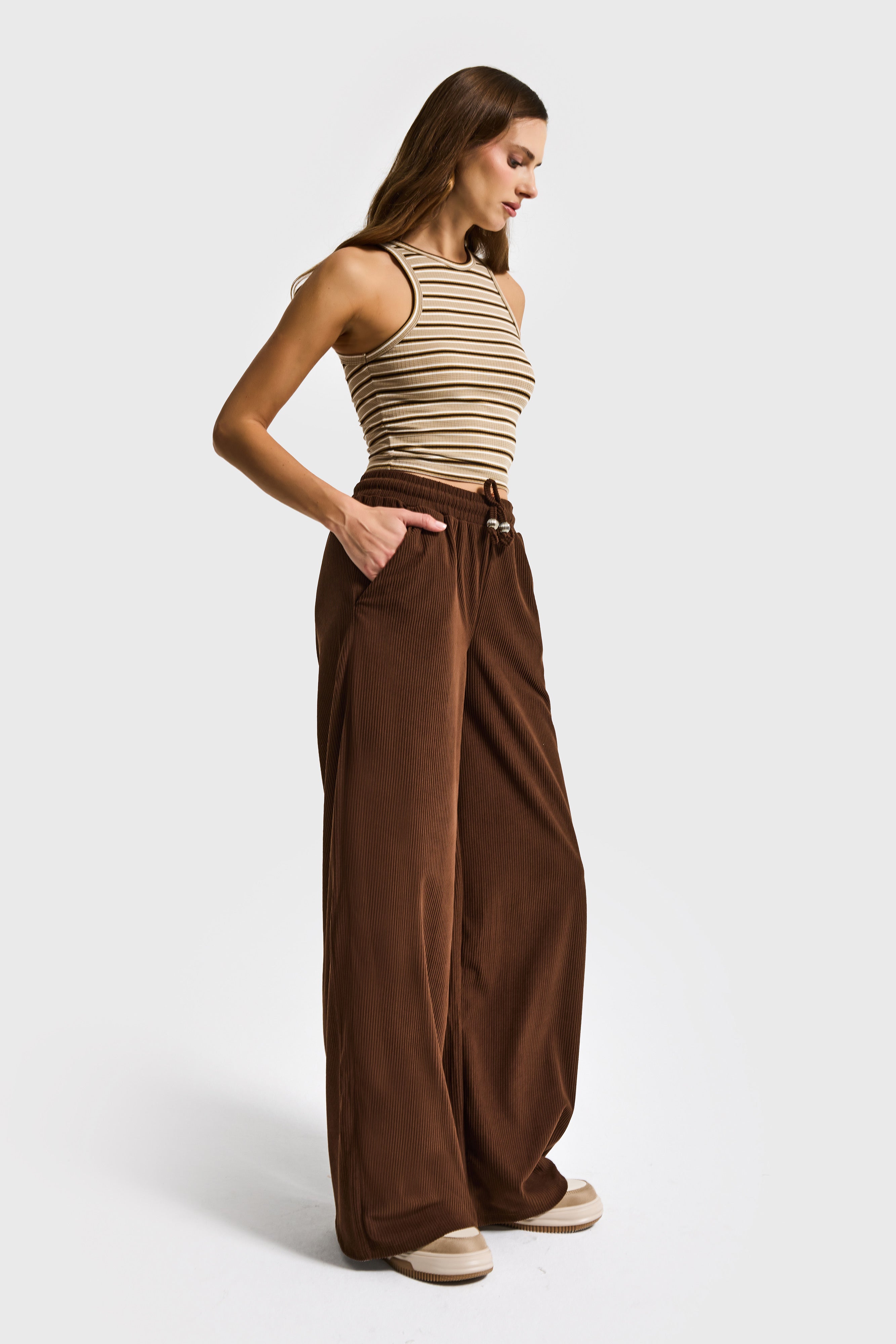 Kadın Kahverengi Palazzo Fit Fitilli Kadife Kumaş Yürüyüş Pantolonu