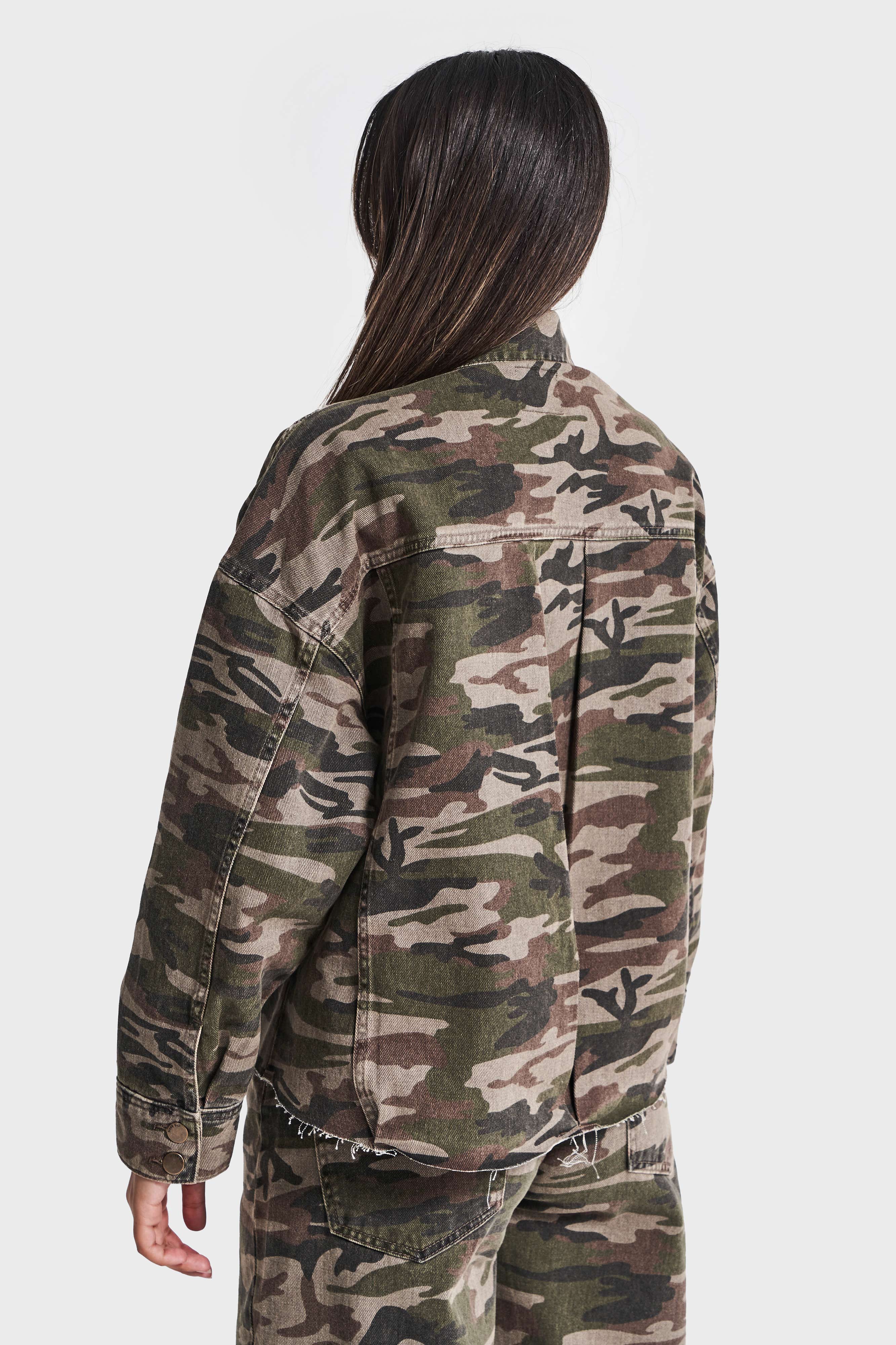 Women's Camouflage Color 1w5-28 Loose Fit Design Denim Jacket