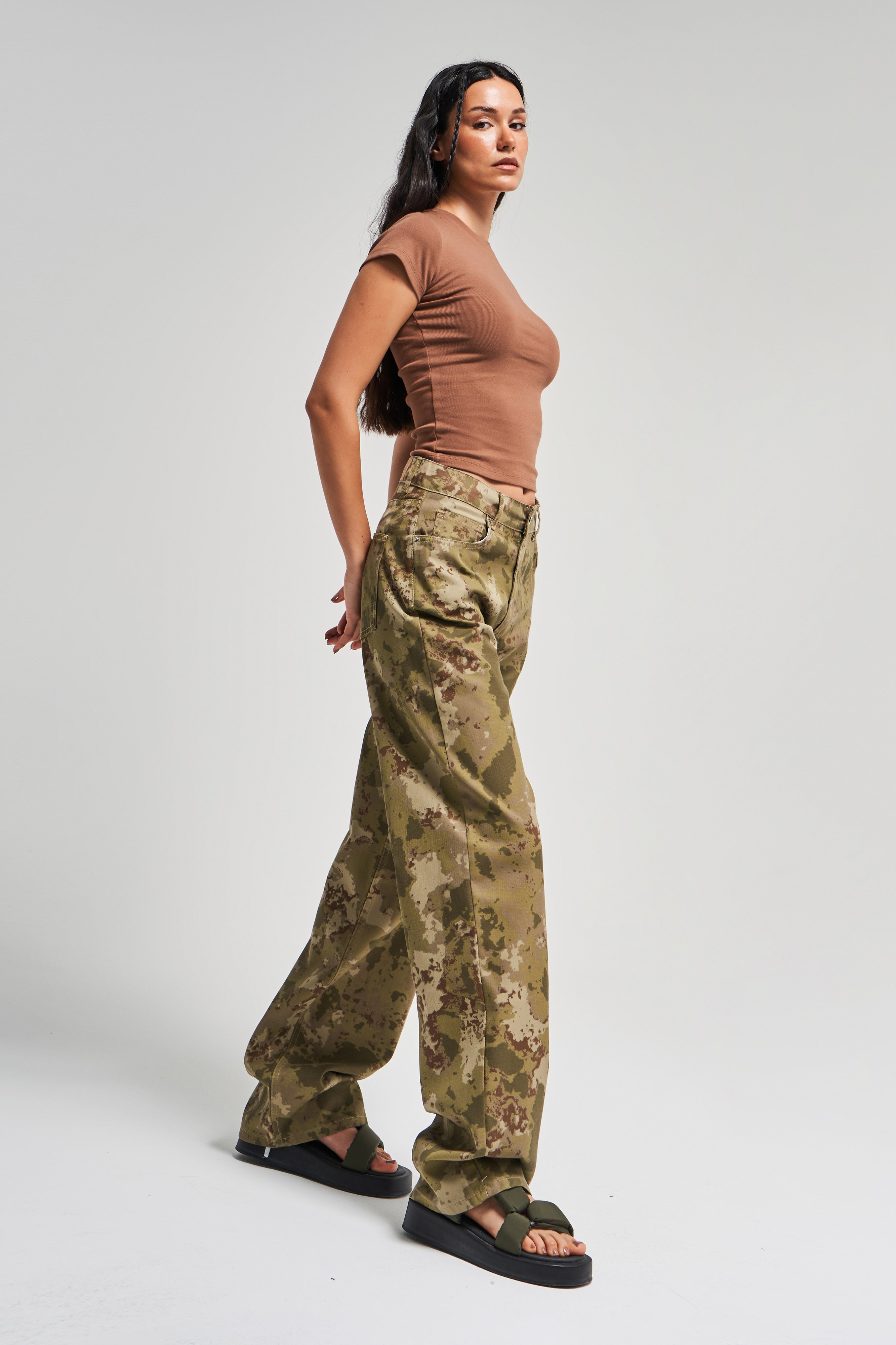 Women's Camouflage Color Loose Fit Mid Waist 100% Cotton Denim Trousers