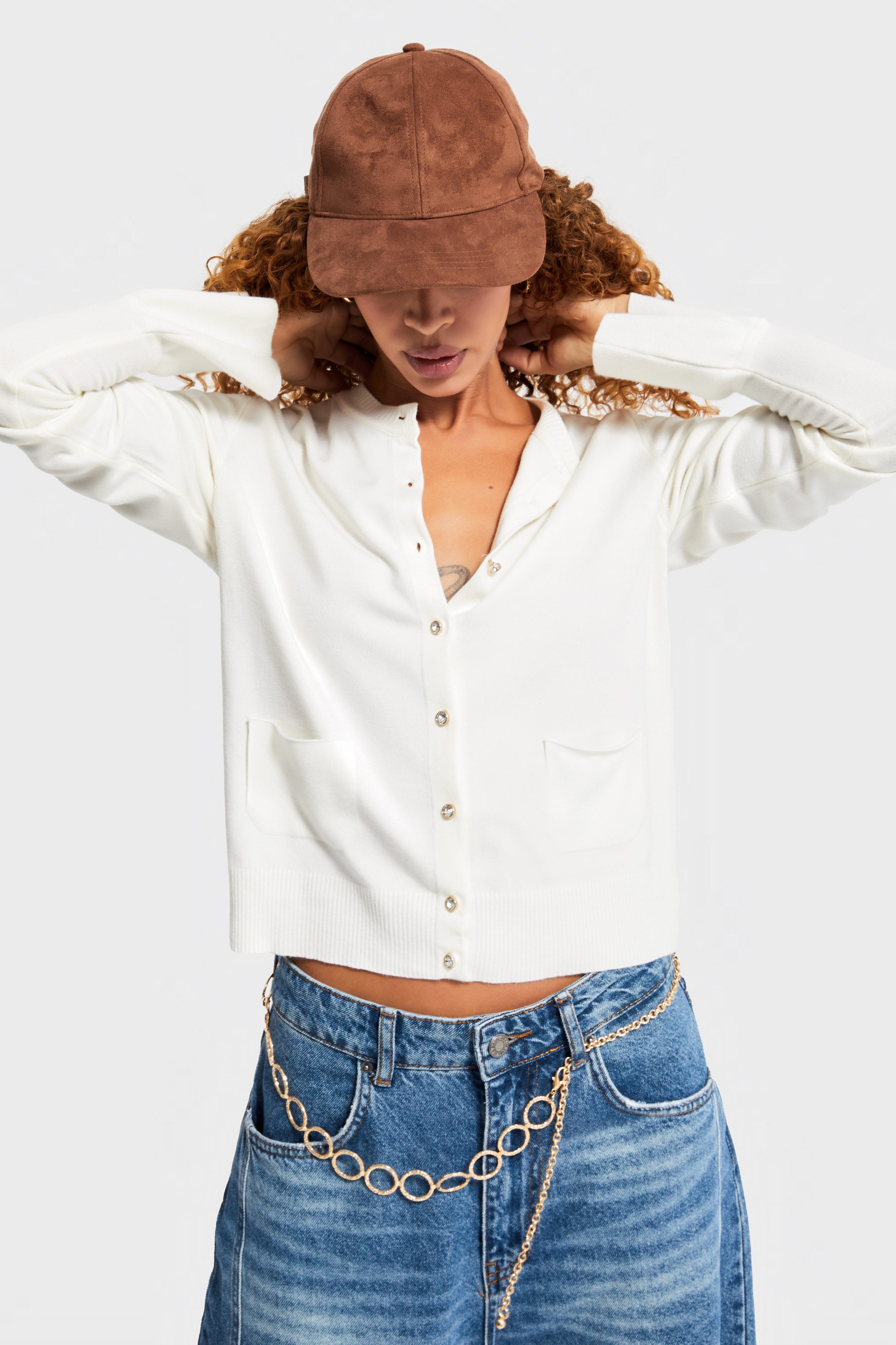 Kadın Kemik Renk w5-101 Volanlı Kol Önü Cepli Düğmeli Viskon Karışımlı Triko Hırka