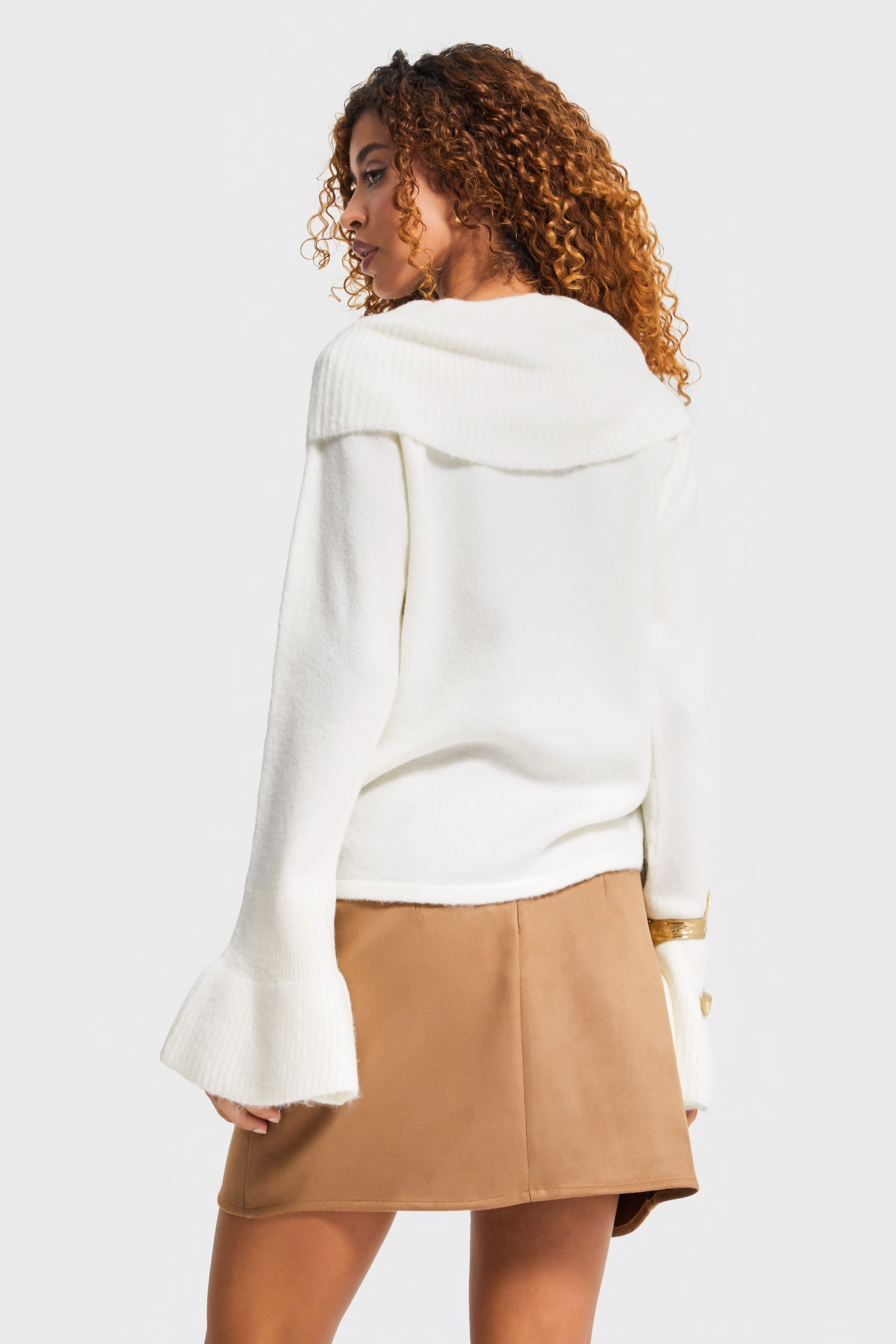 Kadın Kırık Beyaz Renk W5-101 Balıkçı Yaka Oversize Yumuşak Örgü Kazak