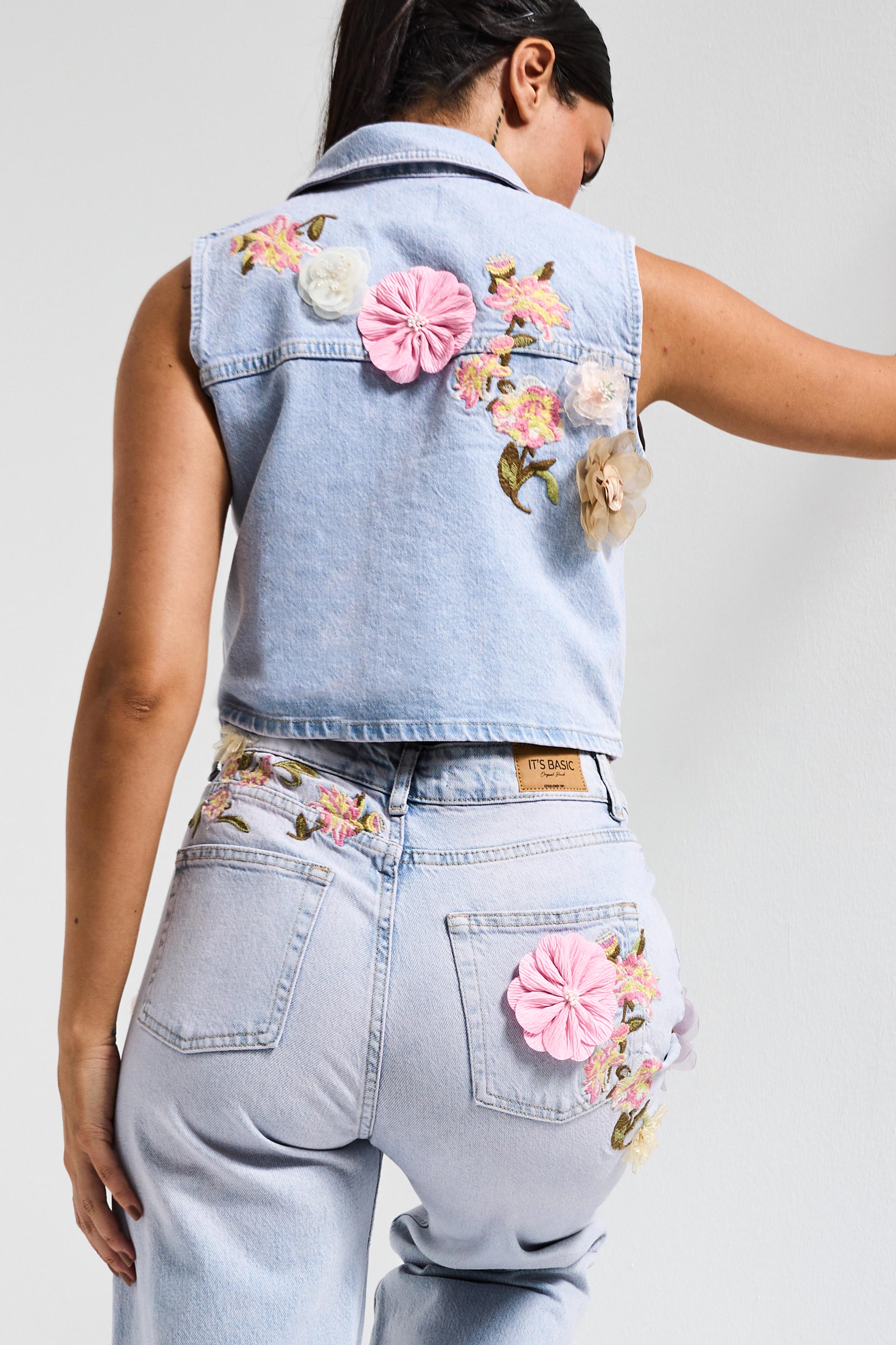Kadın Kot Rengi 3s6-89 Crop Fit Gül ve Nakış Detaylı Özel Tasarım Denim Yelek