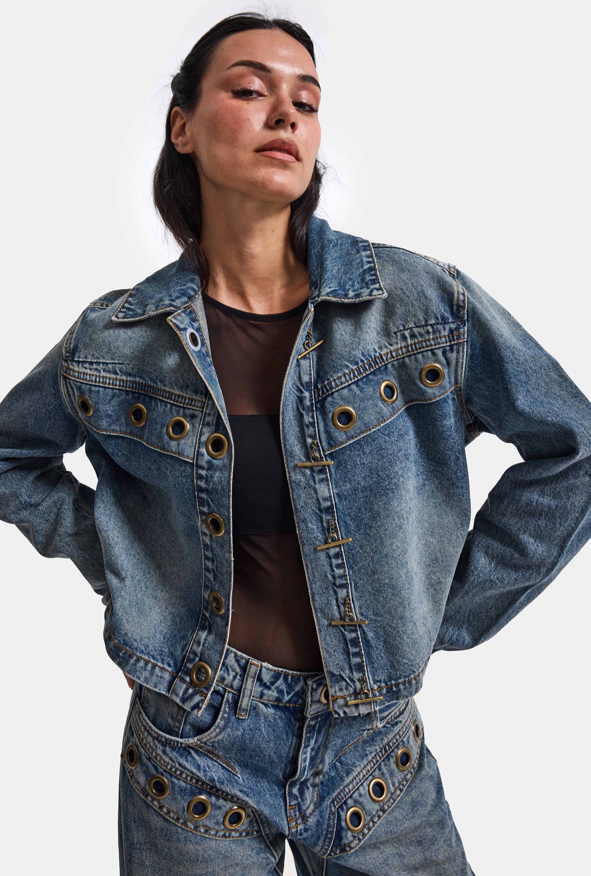 Kadın Kot Rengi 4w6-8 Kemer Boy Kuş Gözü Detaylı Özel Tasarım Denim Ceket