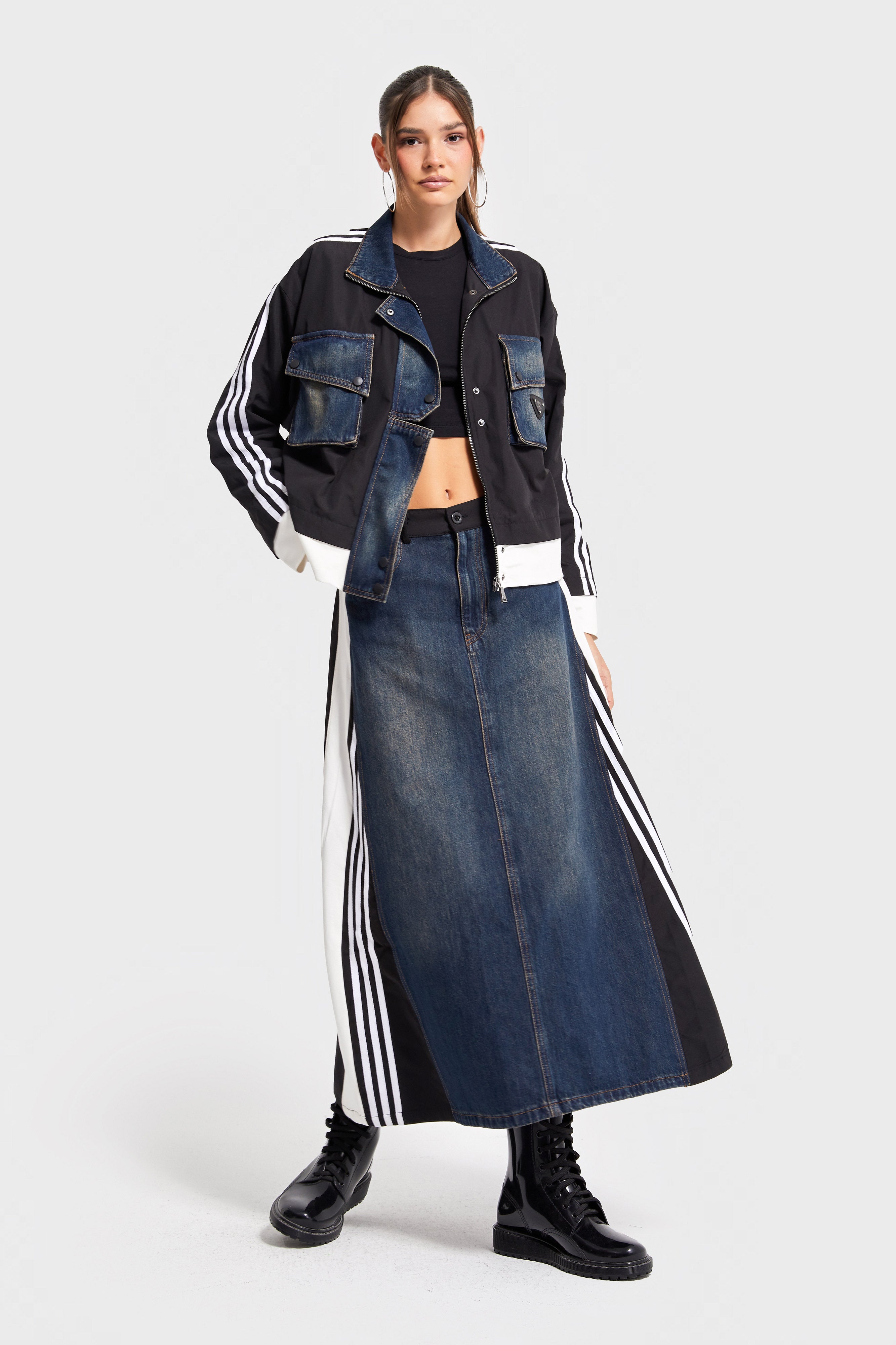 Kadın Kot Rengi Parçalı Kumaş Şerit Detaylı Bol Kesim Özel Tasarım Denim Ceket